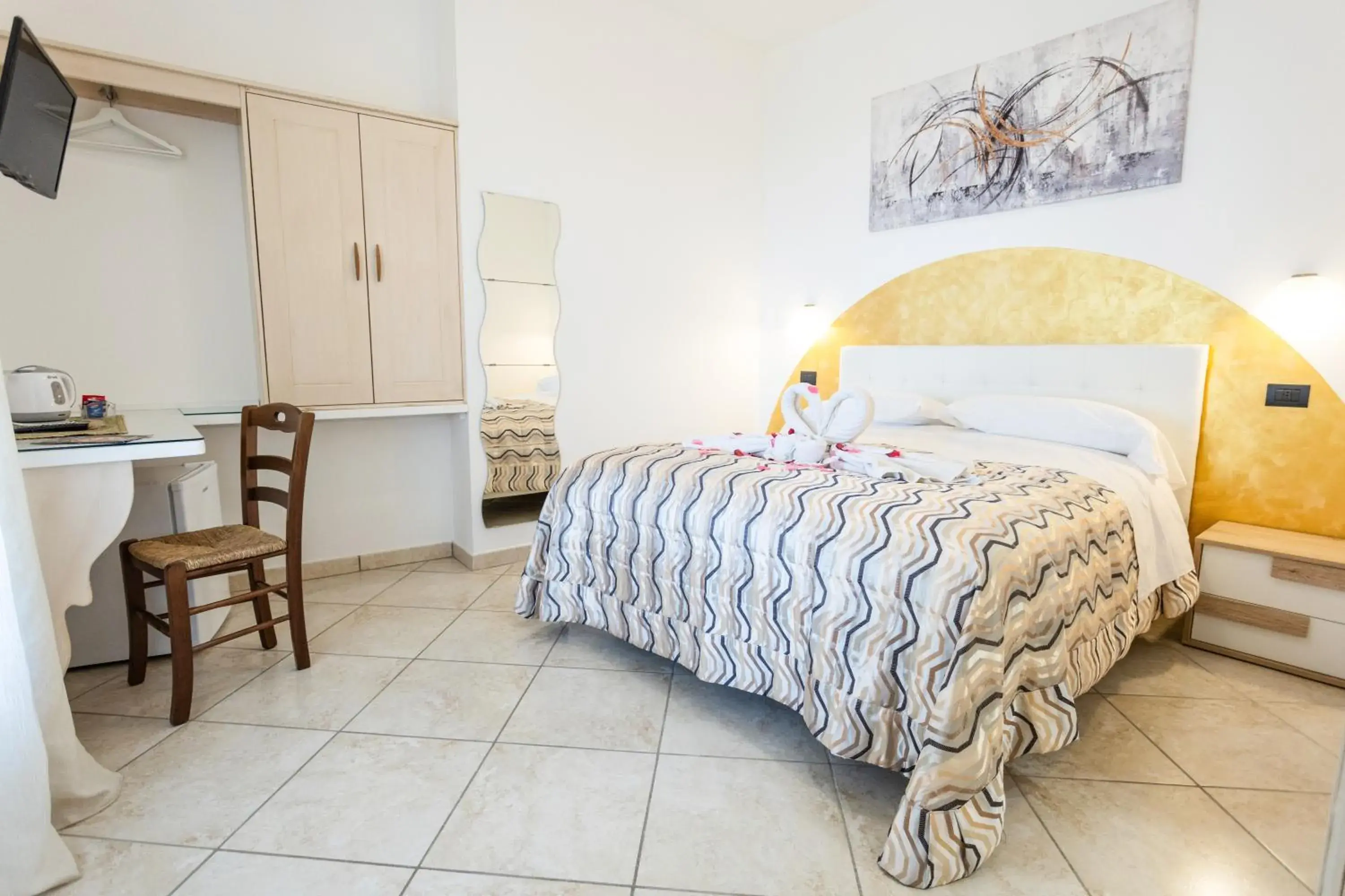 Double Room with Balcony and Sea View in Villa Italia Double Room with Balcony and Sea View in Villa Italia