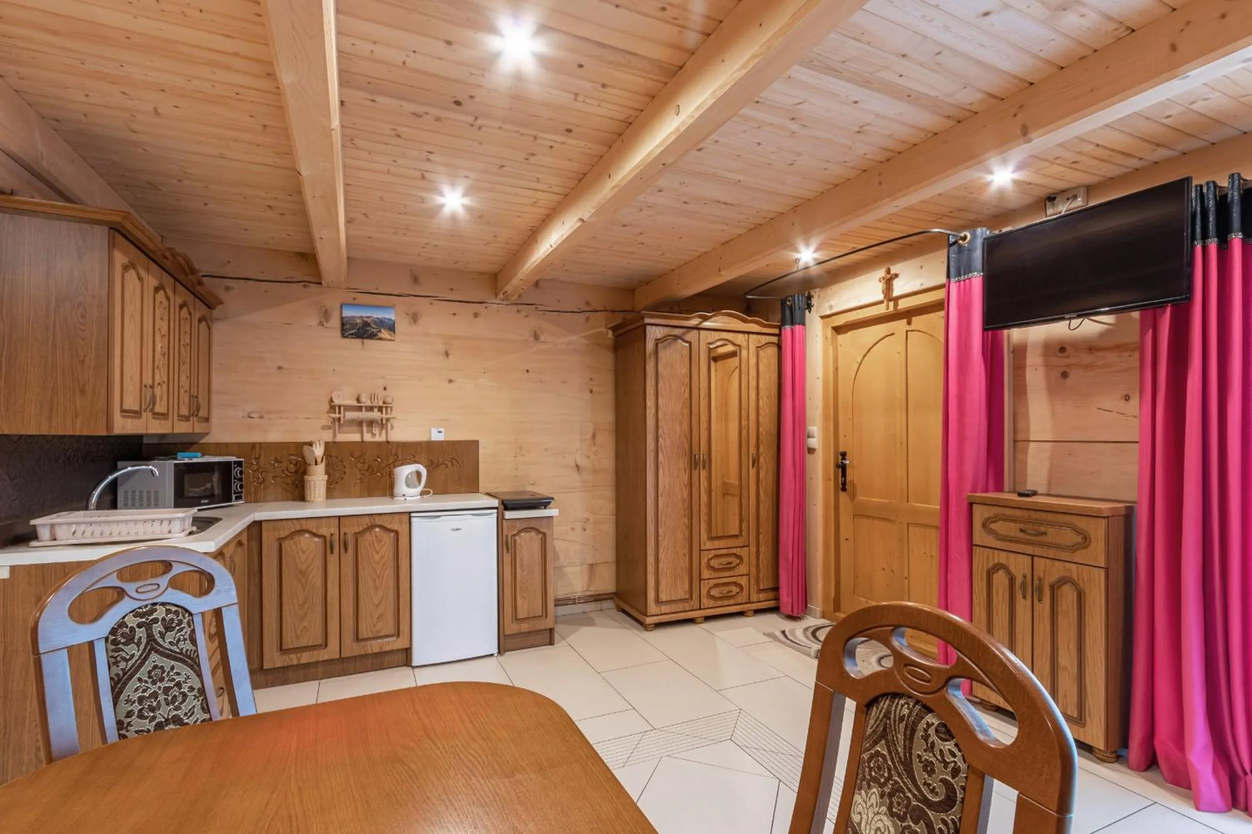 Kitchen or kitchenette in Leśny Dwór