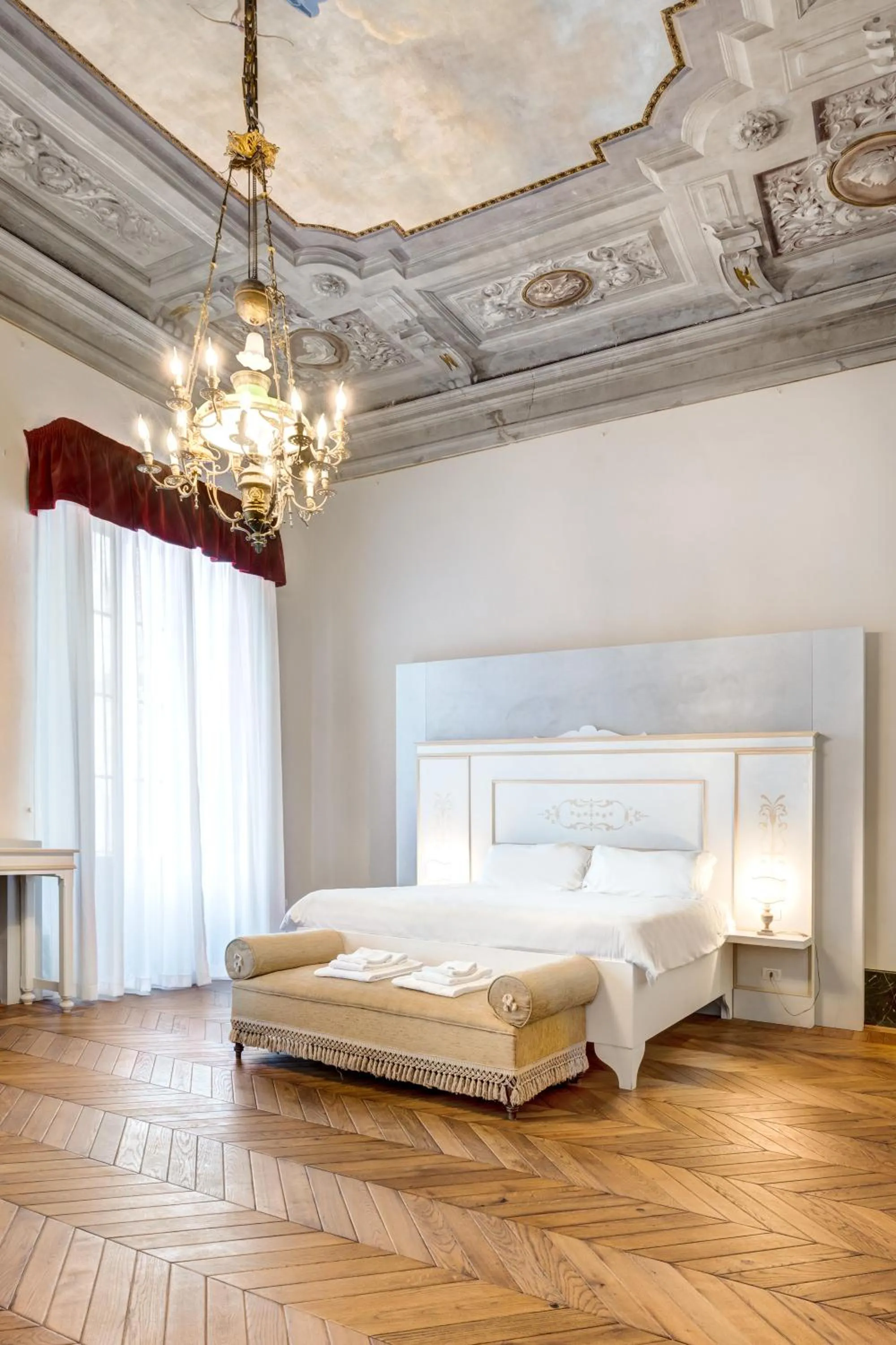 Bed in Palazzo D'Oltrarno - Residenza D'Epoca