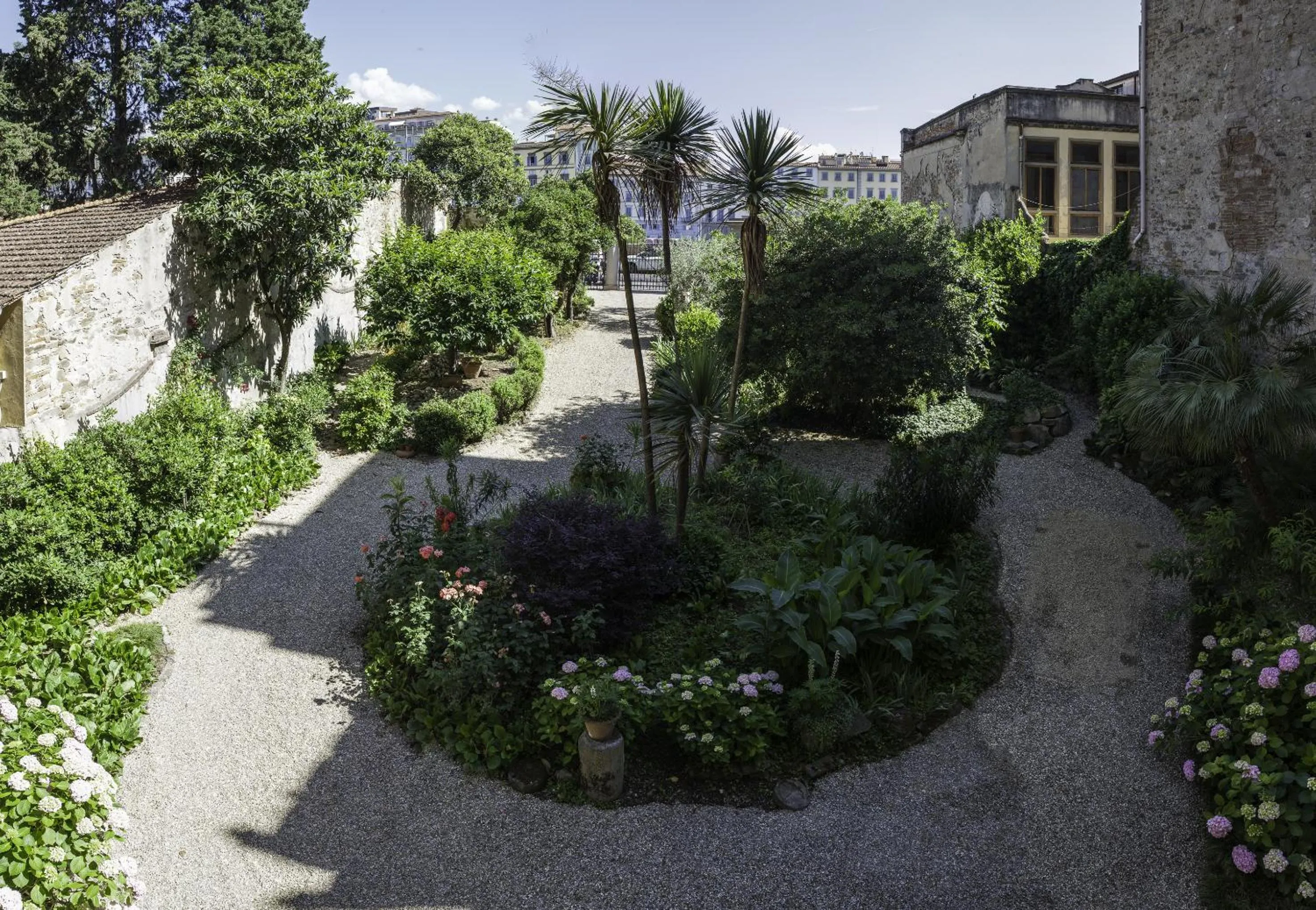 Garden view in Palazzo D'Oltrarno - Residenza D'Epoca