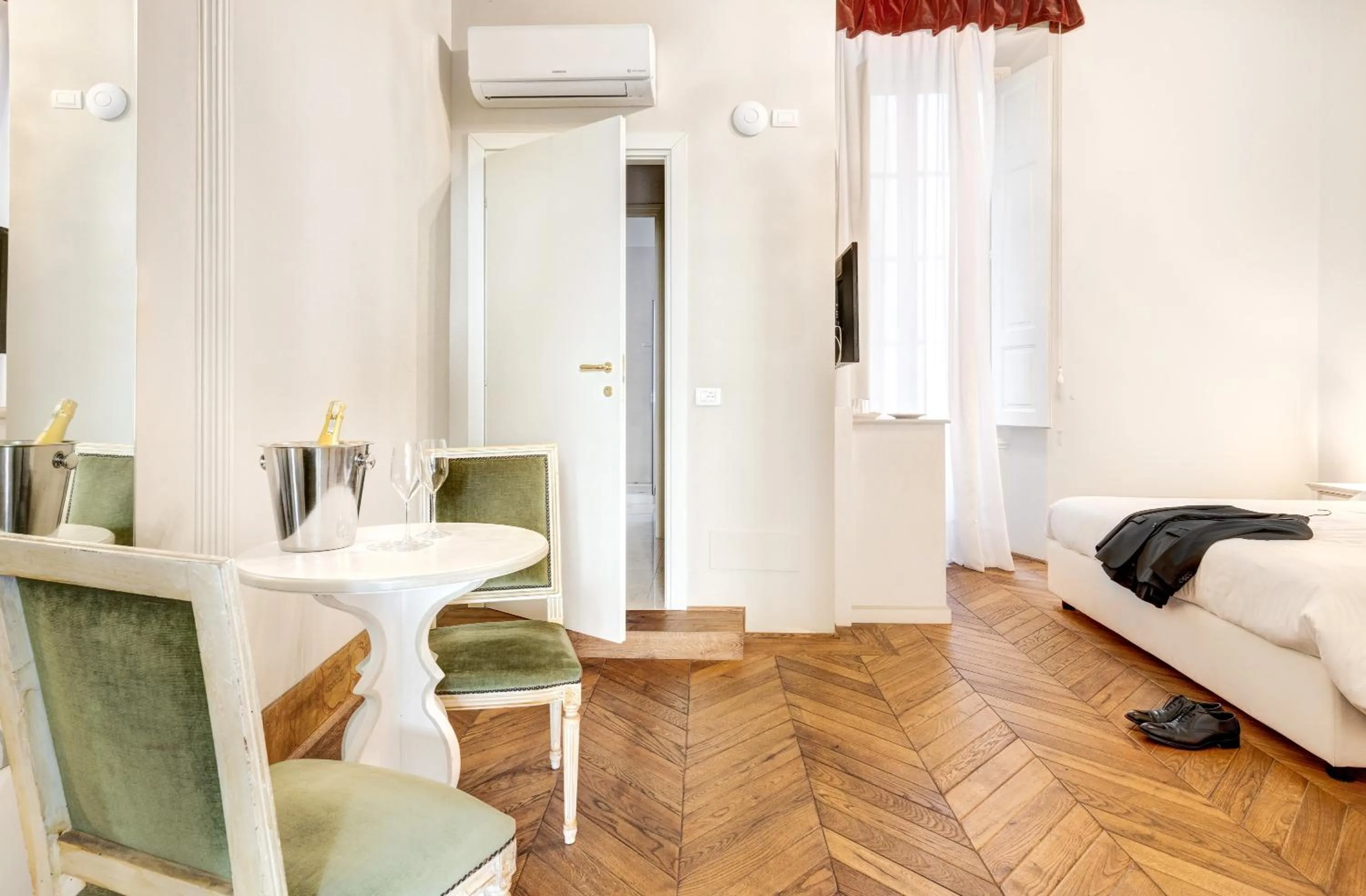 Bed in Palazzo D'Oltrarno - Residenza D'Epoca