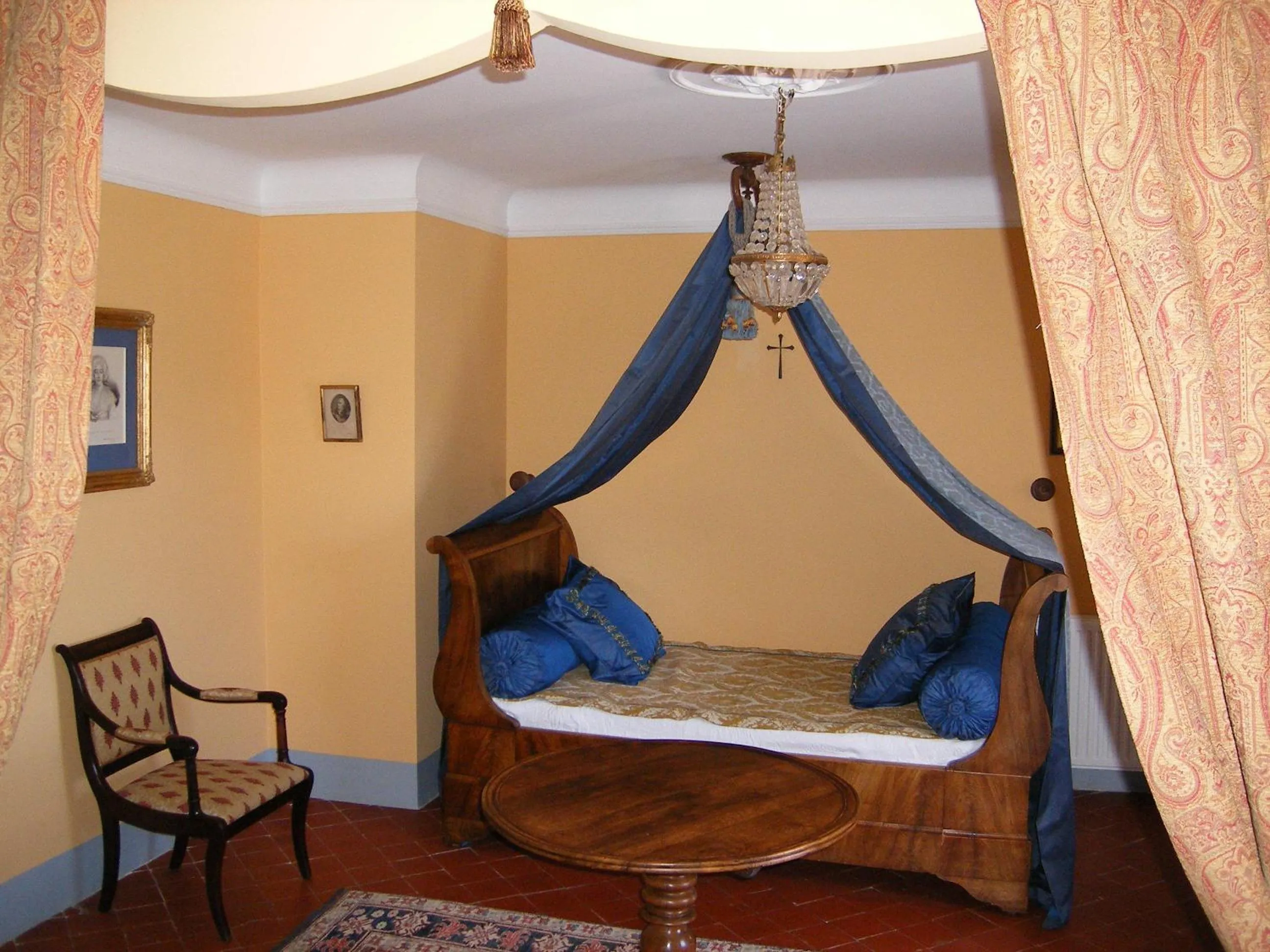Bed in Château du Grand Jardin