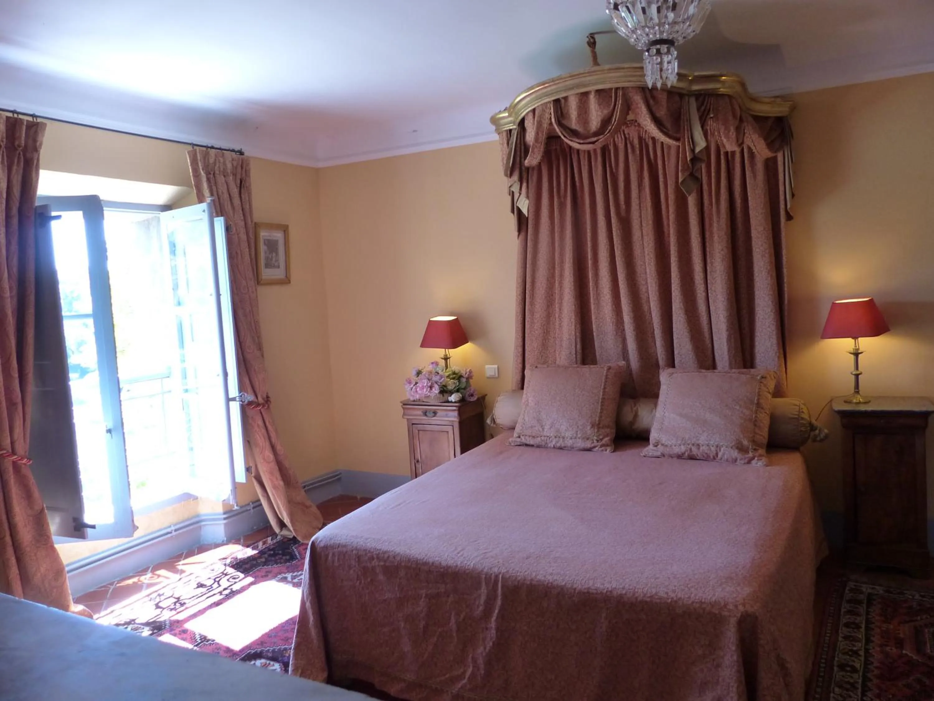 Bedroom, Bed in Château du Grand Jardin