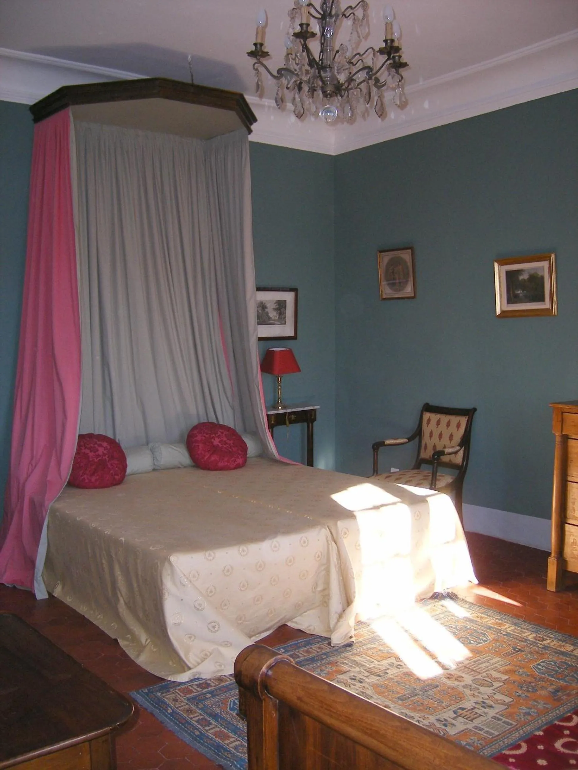 Bed in Château du Grand Jardin