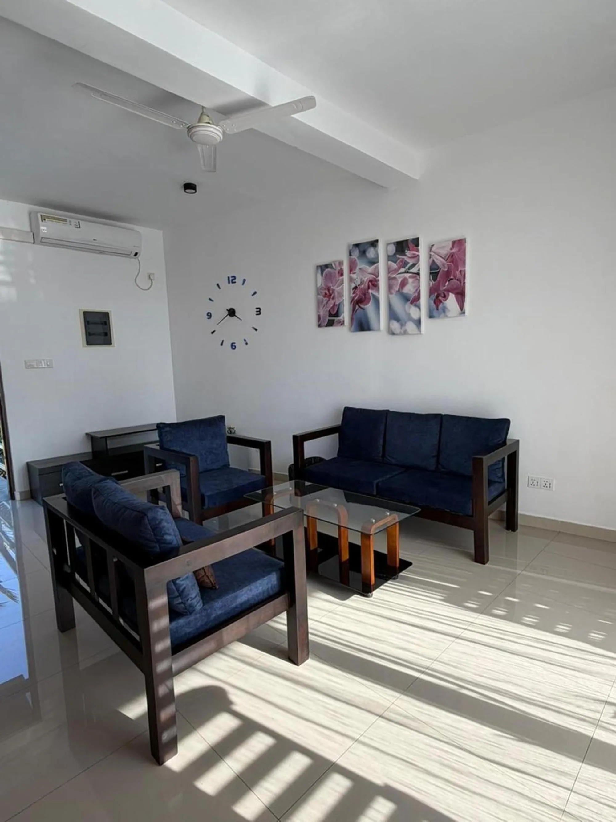 Seating area in Amber House Lanka