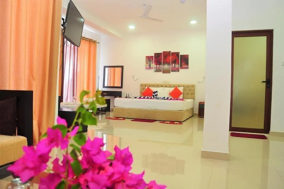 Bed in Amber House Lanka