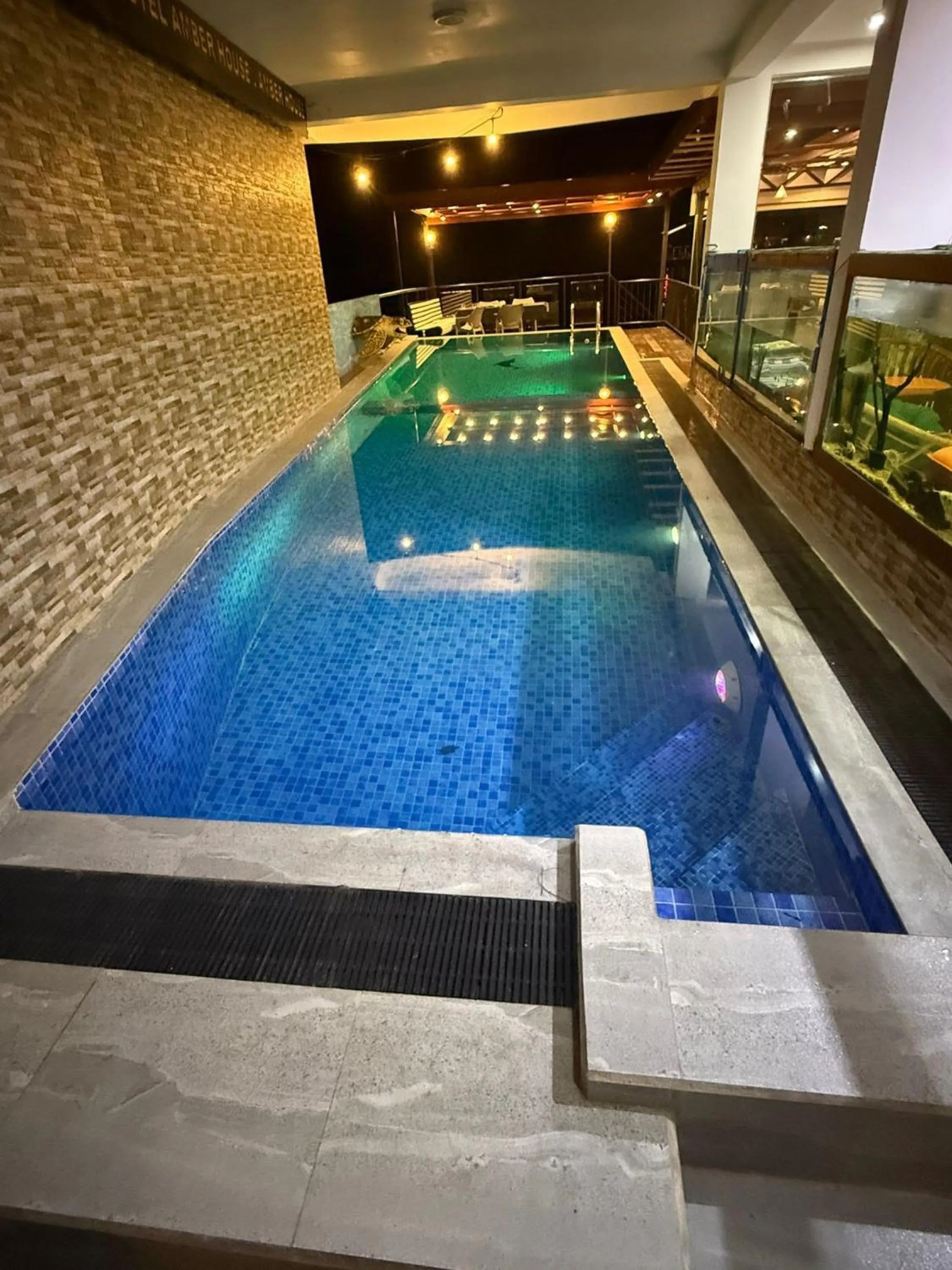 Swimming pool in Amber House Lanka
