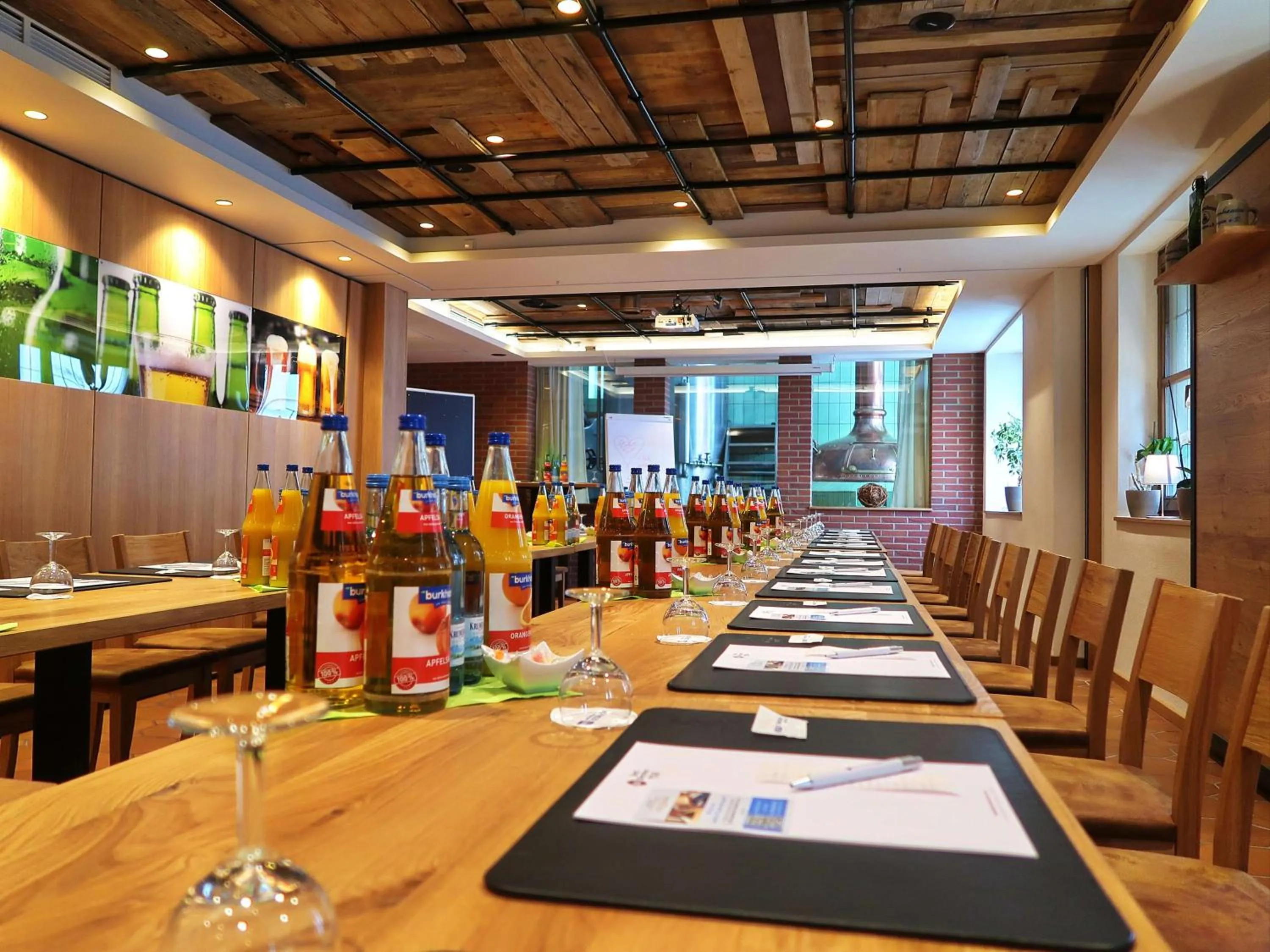 Meeting/conference room in Best Western Plus BierKulturHotel Schwanen