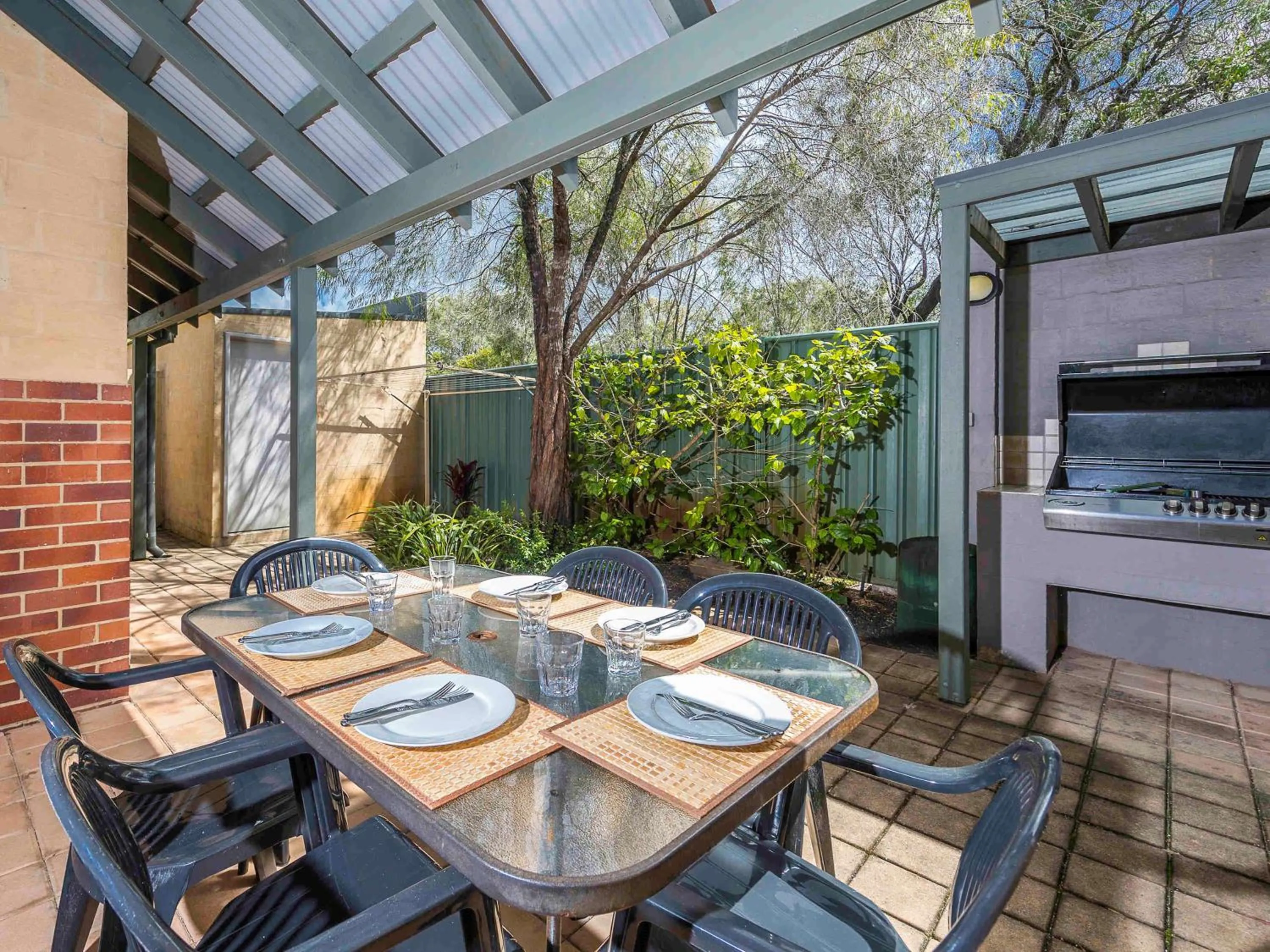 Photo of the whole room in The Sebel Busselton