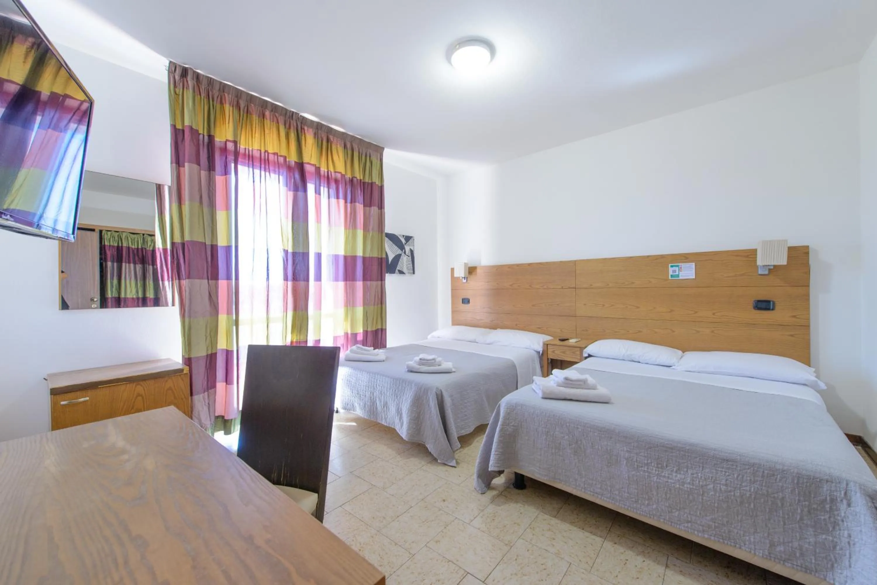 Bed in Hotel Avana Mare