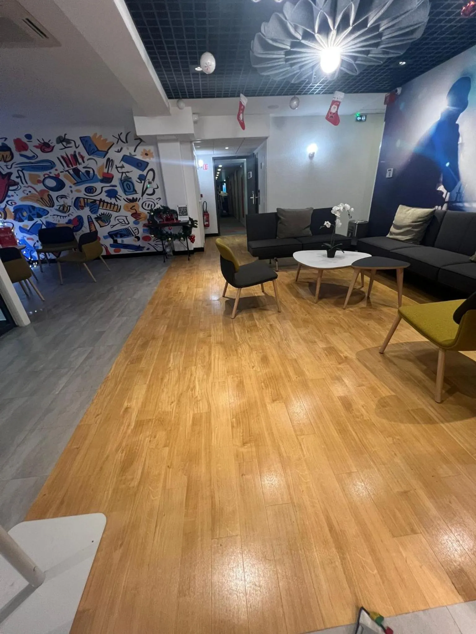 Living room in ibis Strasbourg Sud La Vigie