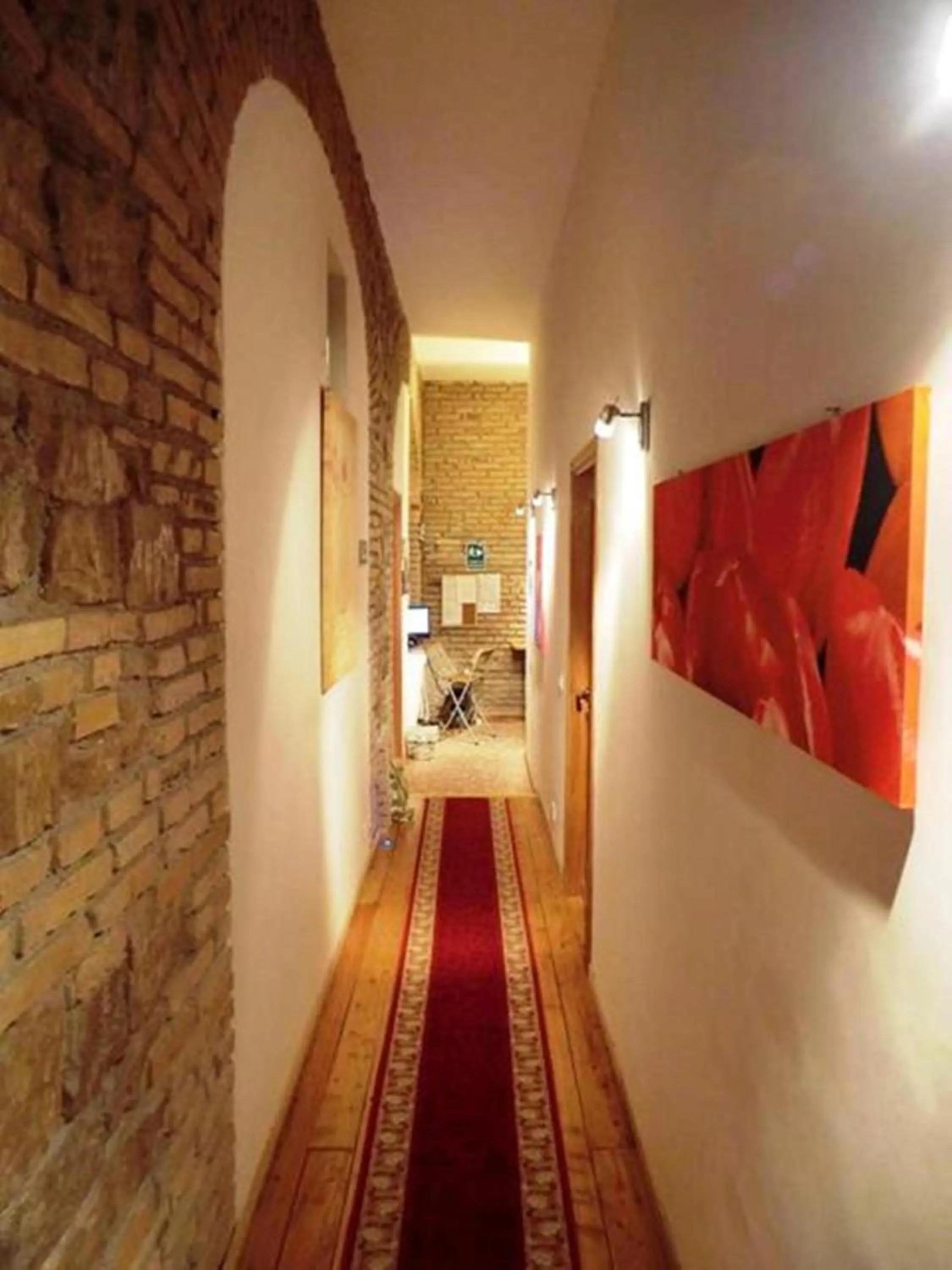 Decorative detail in Caesar's Rooms