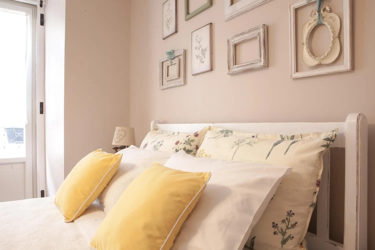 Bed in Cafofos da Zeta