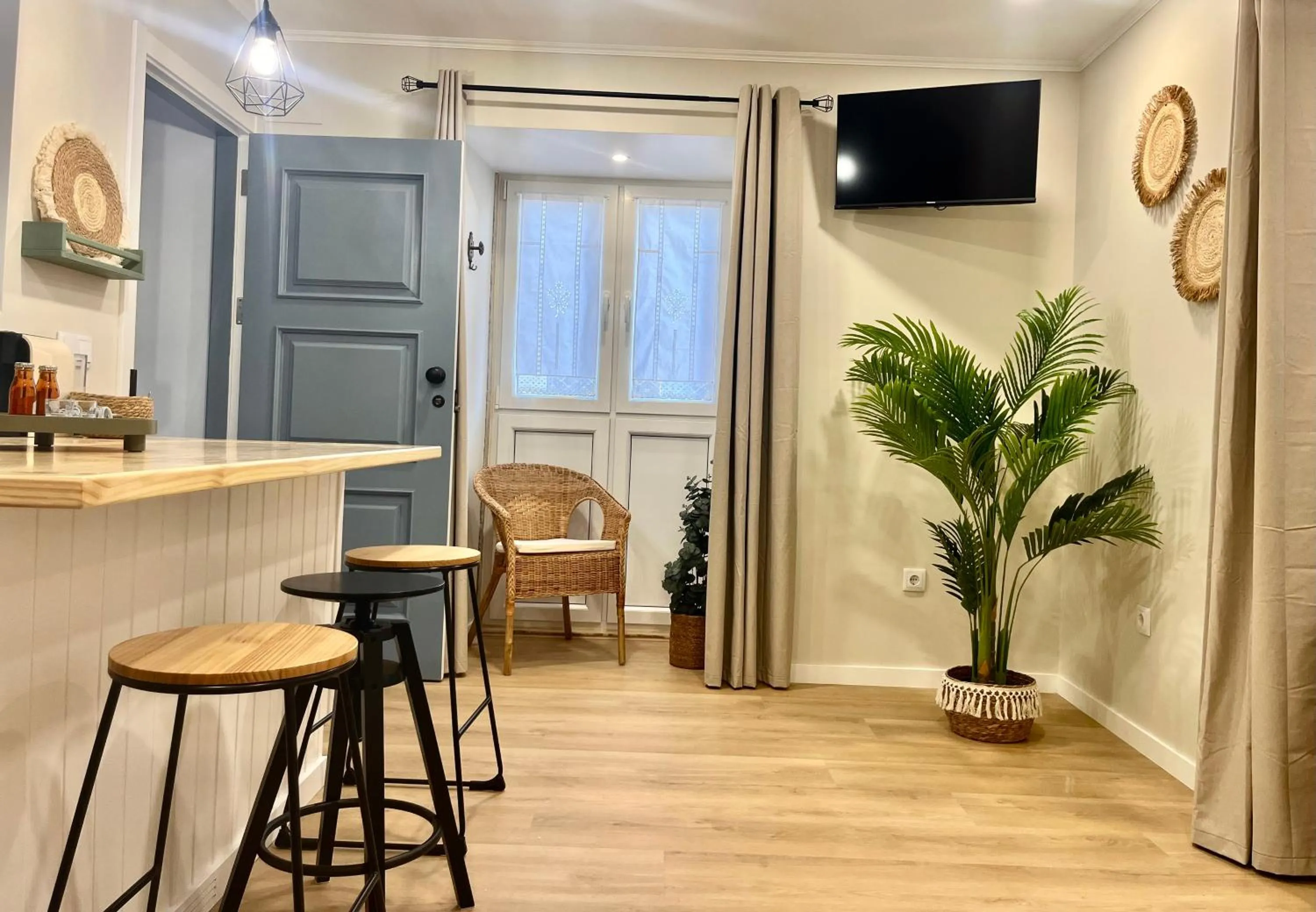 TV and multimedia in Cafofos da Zeta