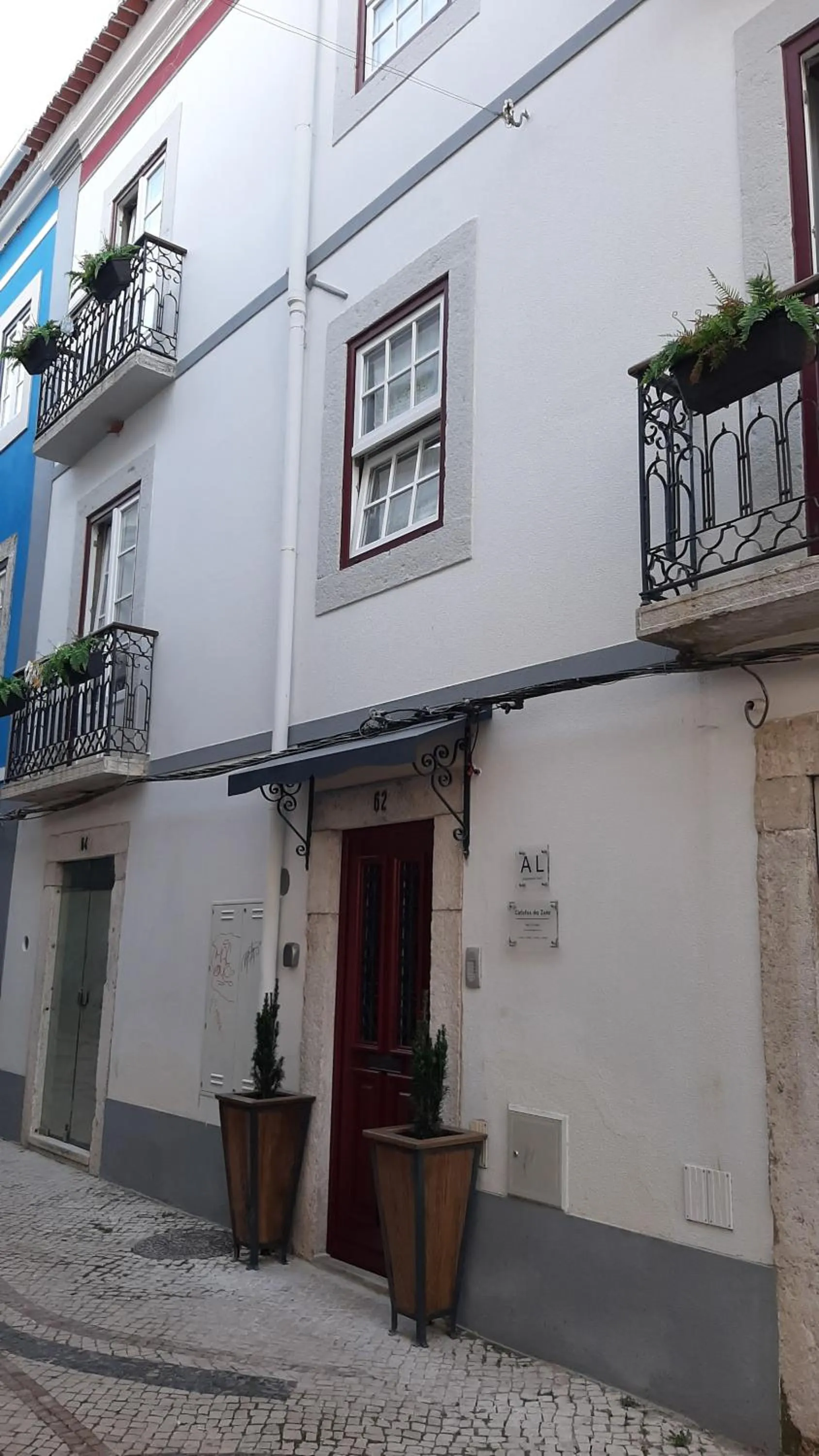 Property building in Cafofos da Zeta