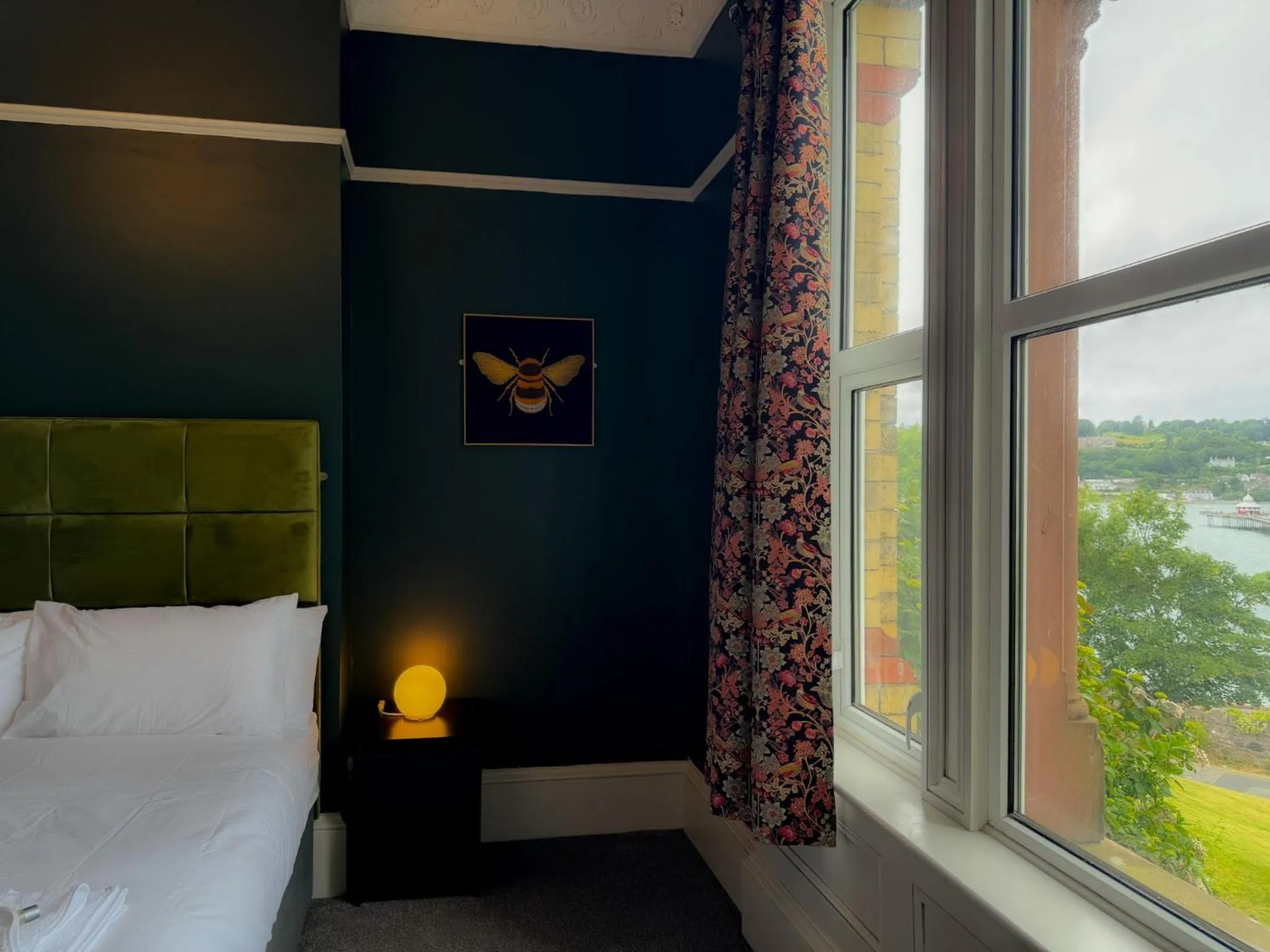 Bedroom, Bed in Nomi Rooms & Restaurant