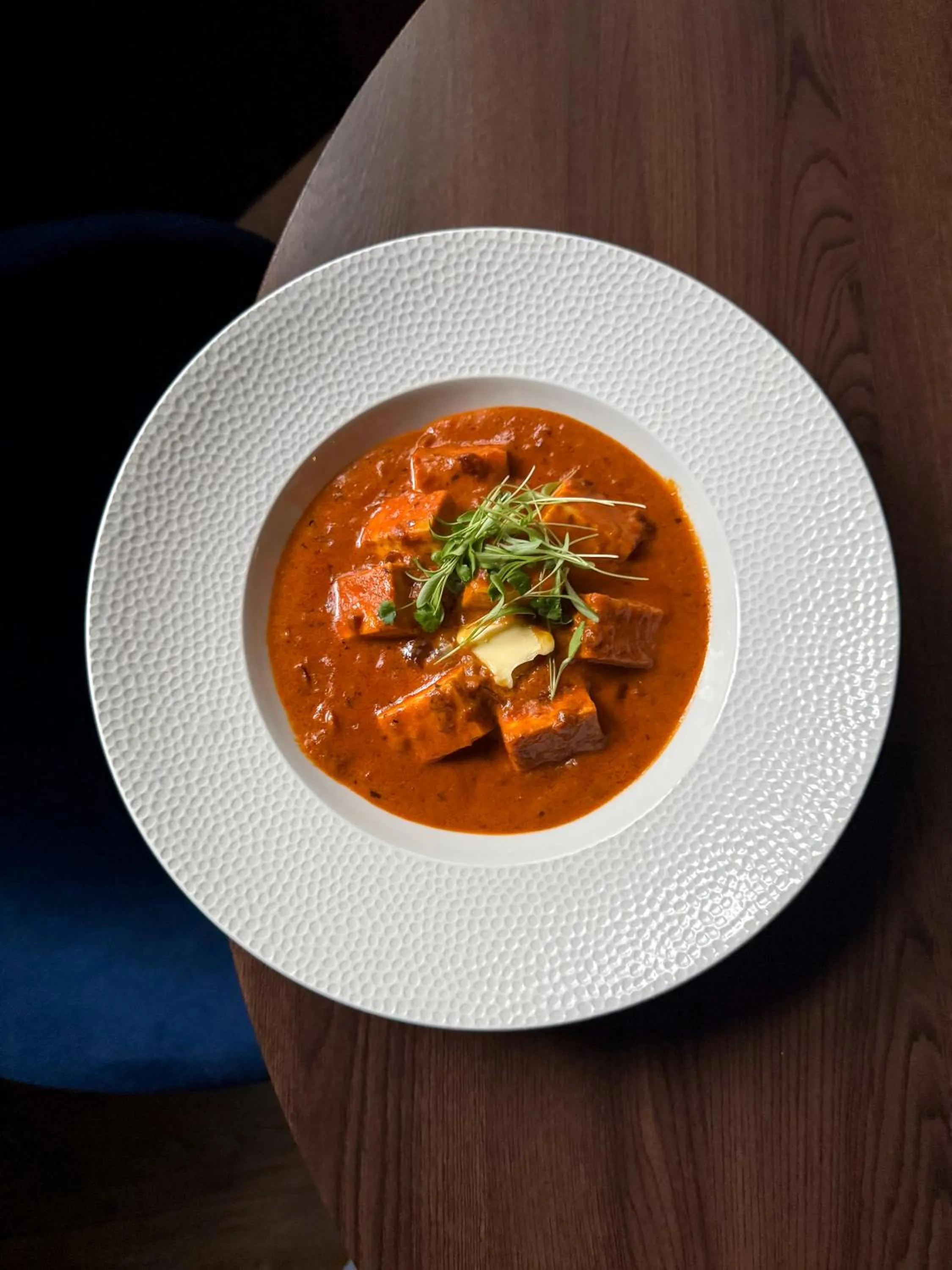 Nomi Rooms & Restaurant