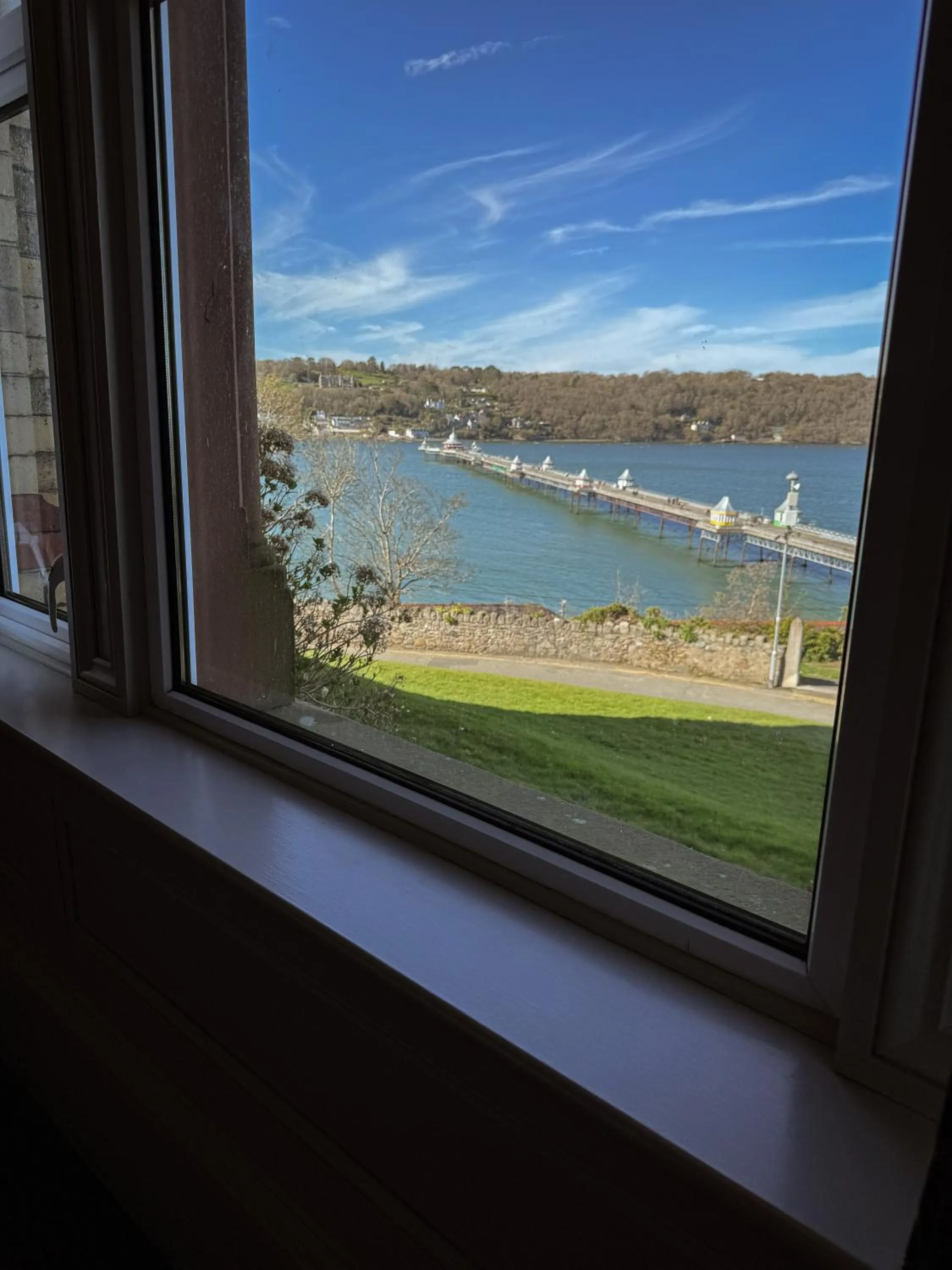 Nomi Rooms & Restaurant