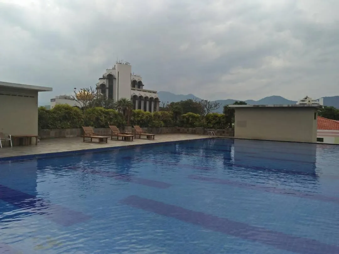  in K. Riverfront apartment