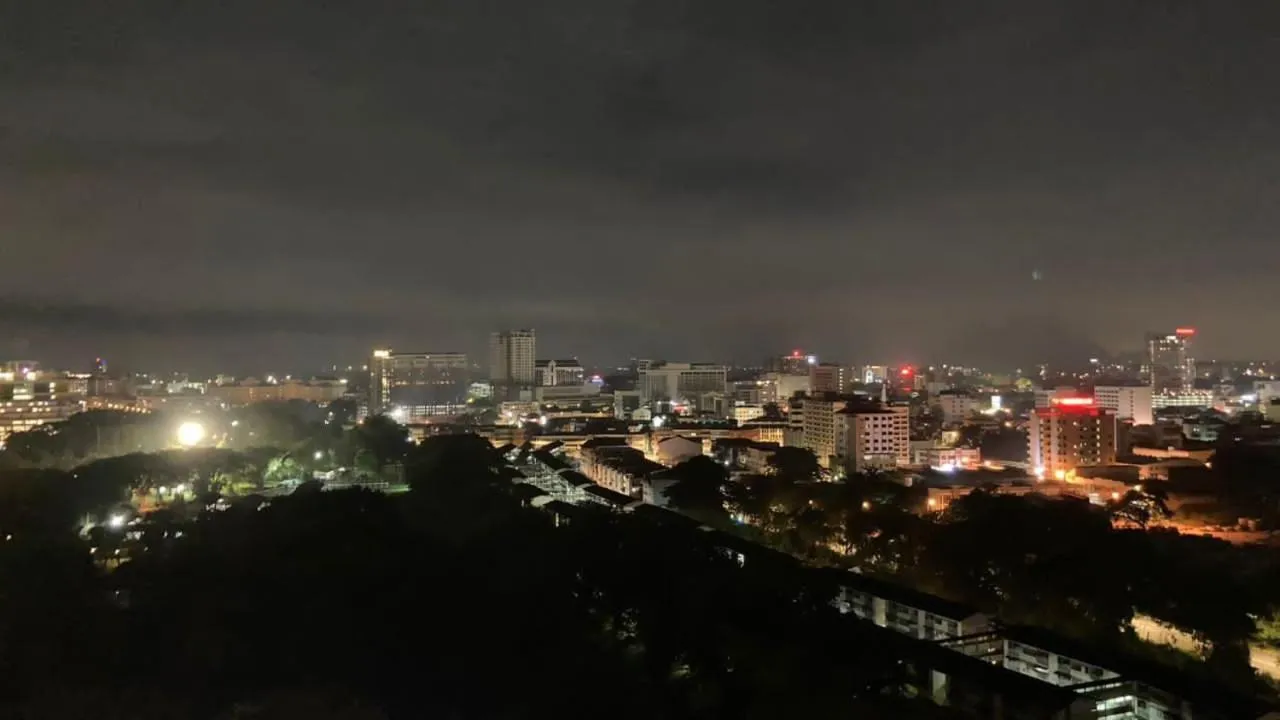 Night in K. Riverfront apartment