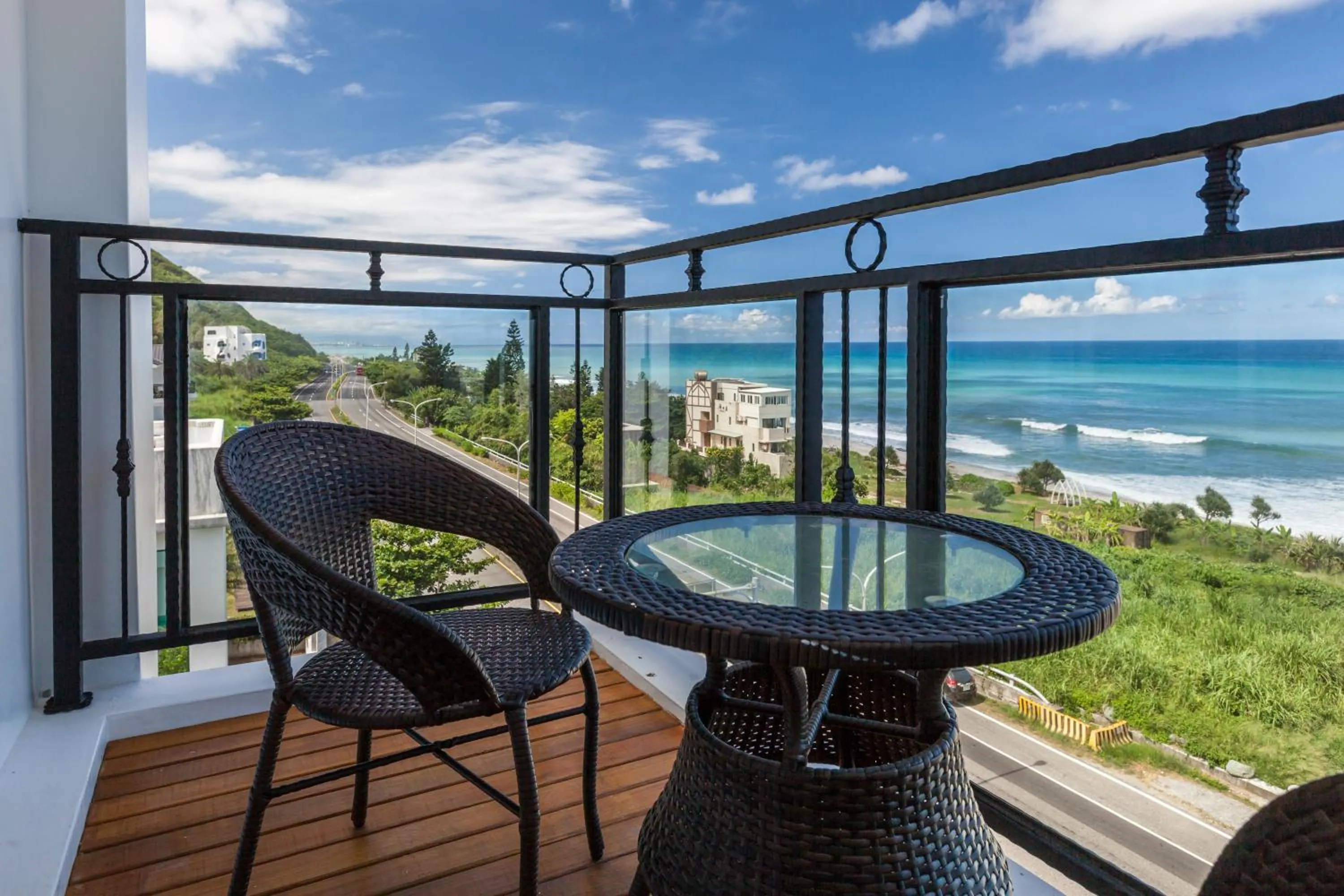 Property building in Sea Dragonfly