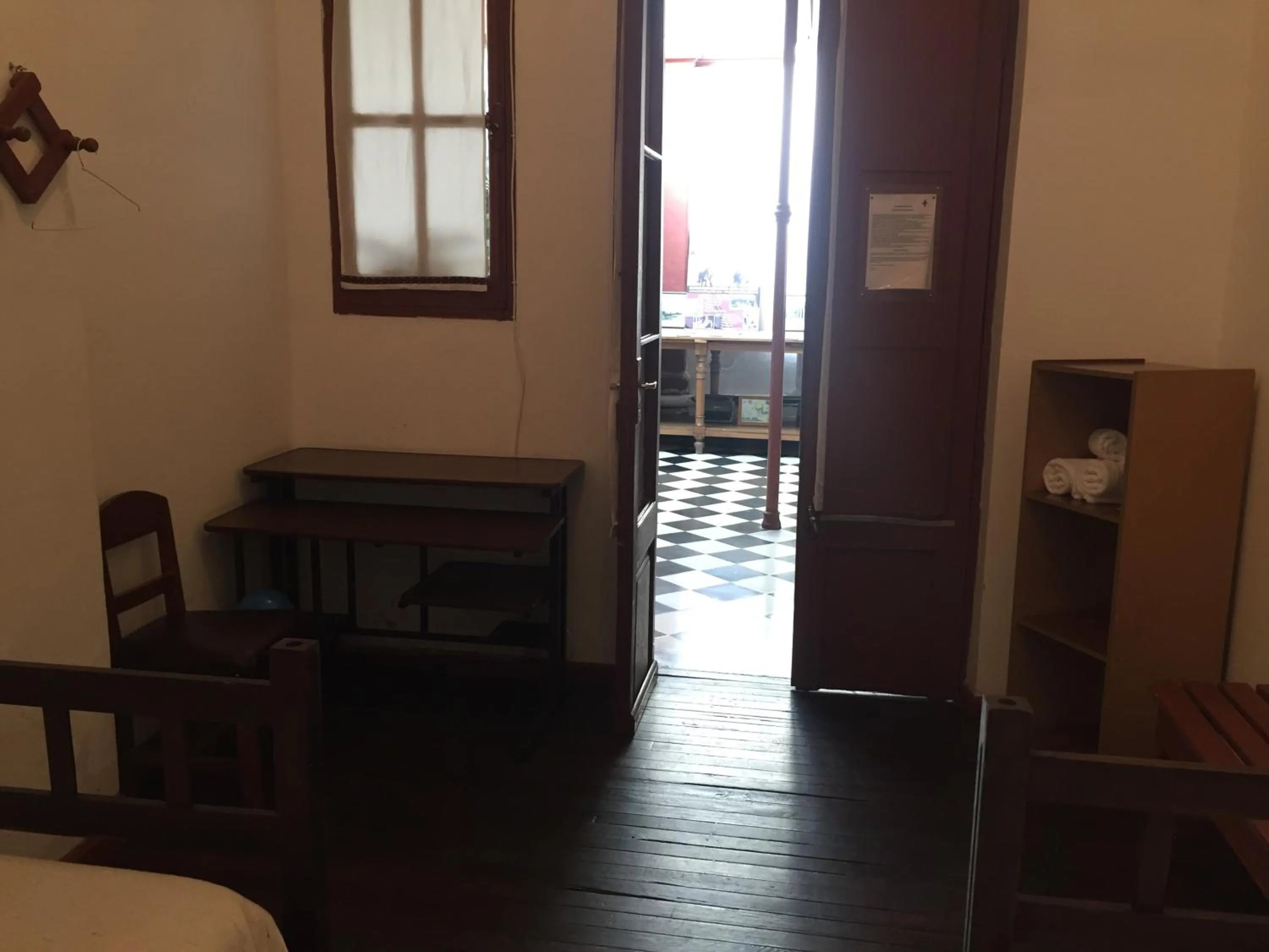 Photo of the whole room, Bed in Posada Casa de Borgoña