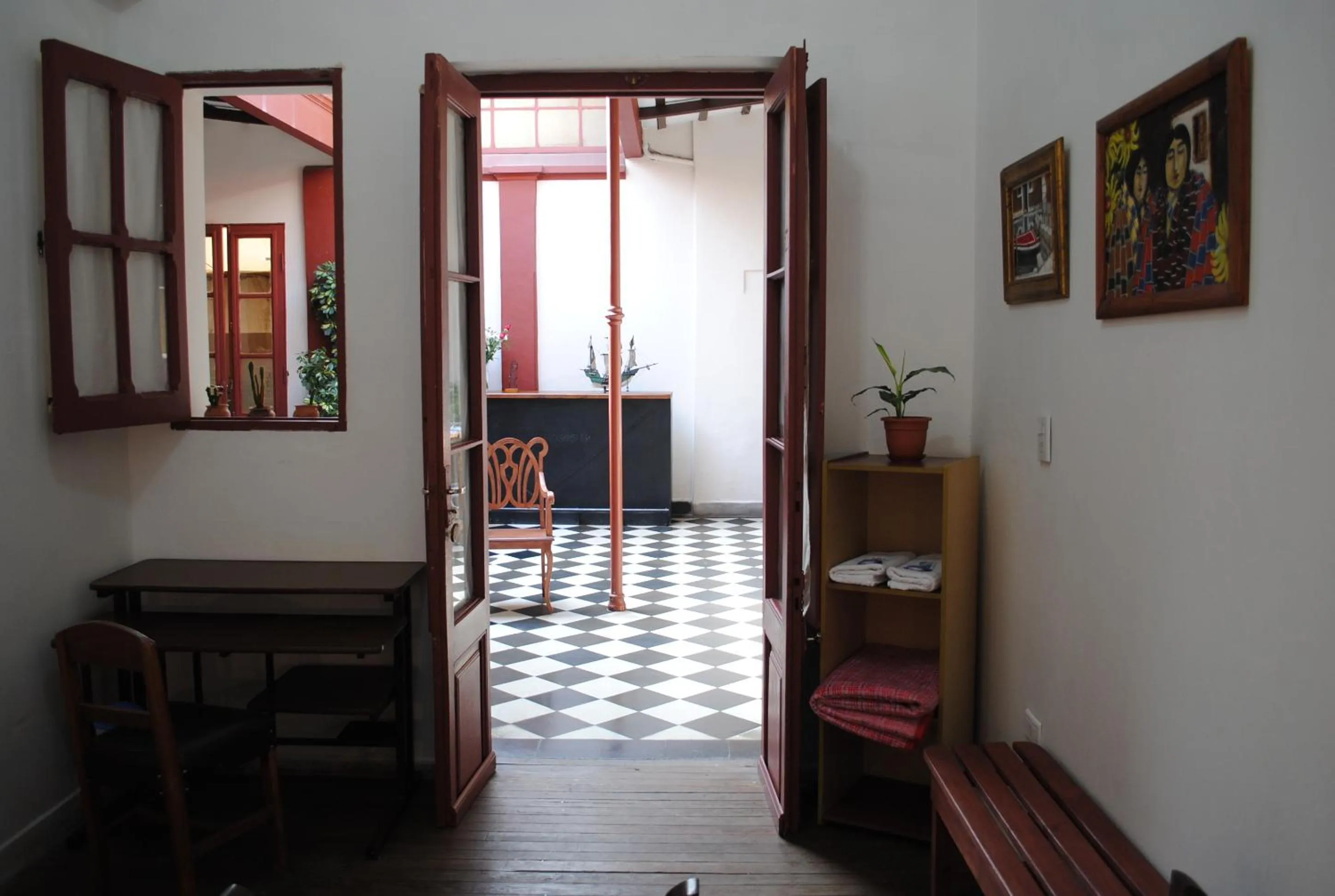 Decorative detail in Posada Casa de Borgoña