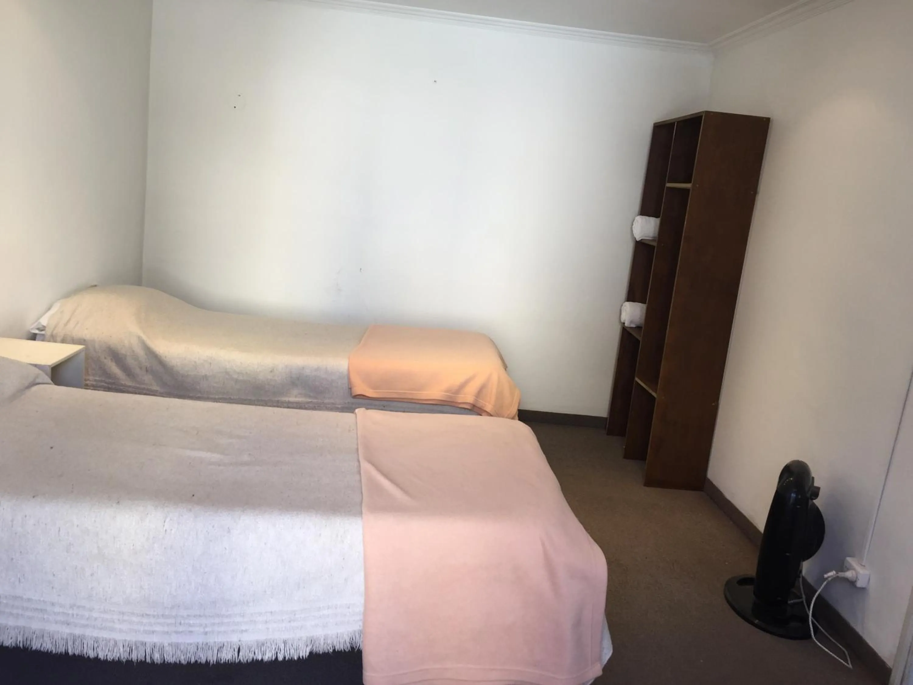 Photo of the whole room, Bed in Posada Casa de Borgoña