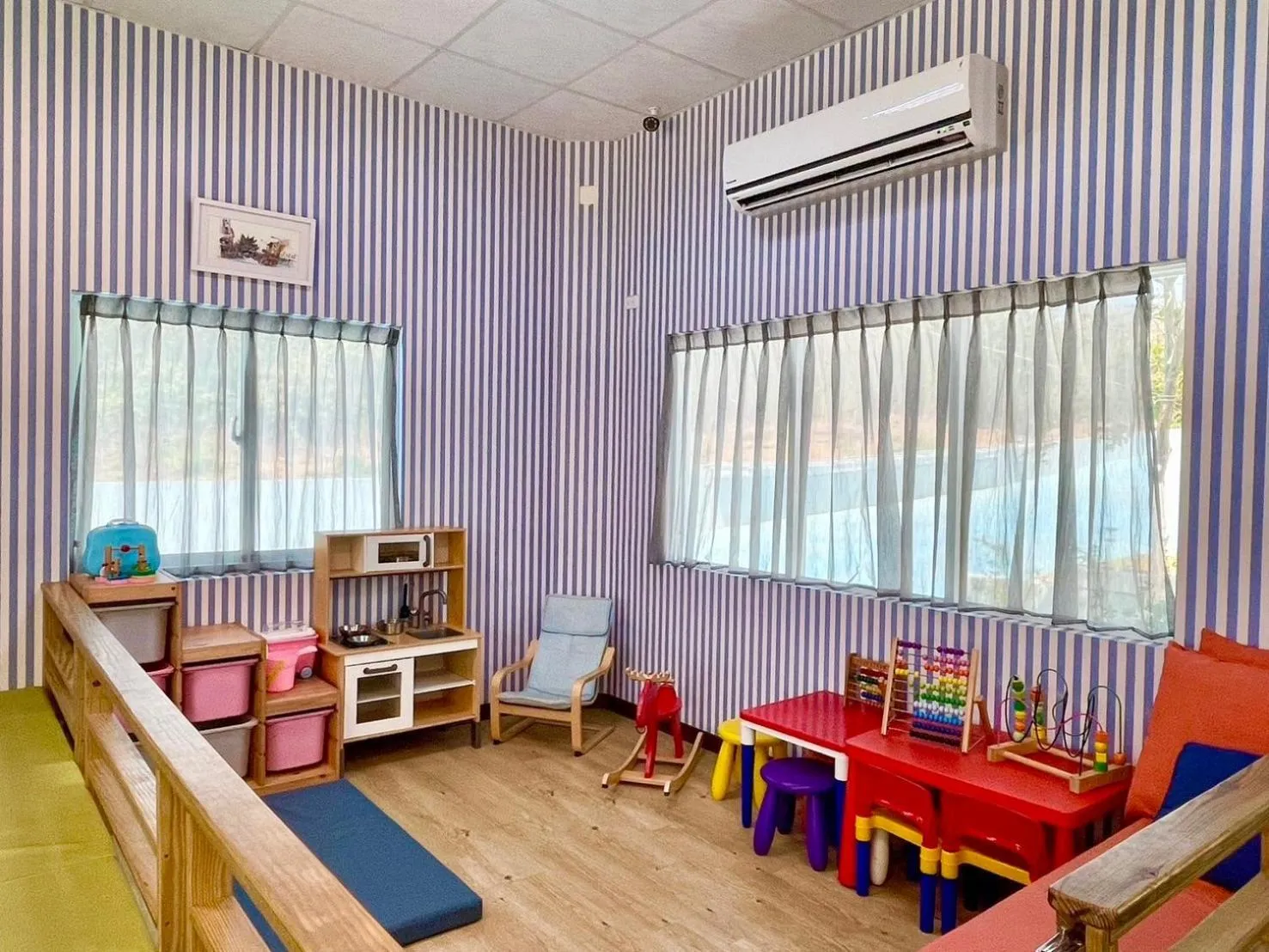 Children play ground in Loju Seaview Homestay