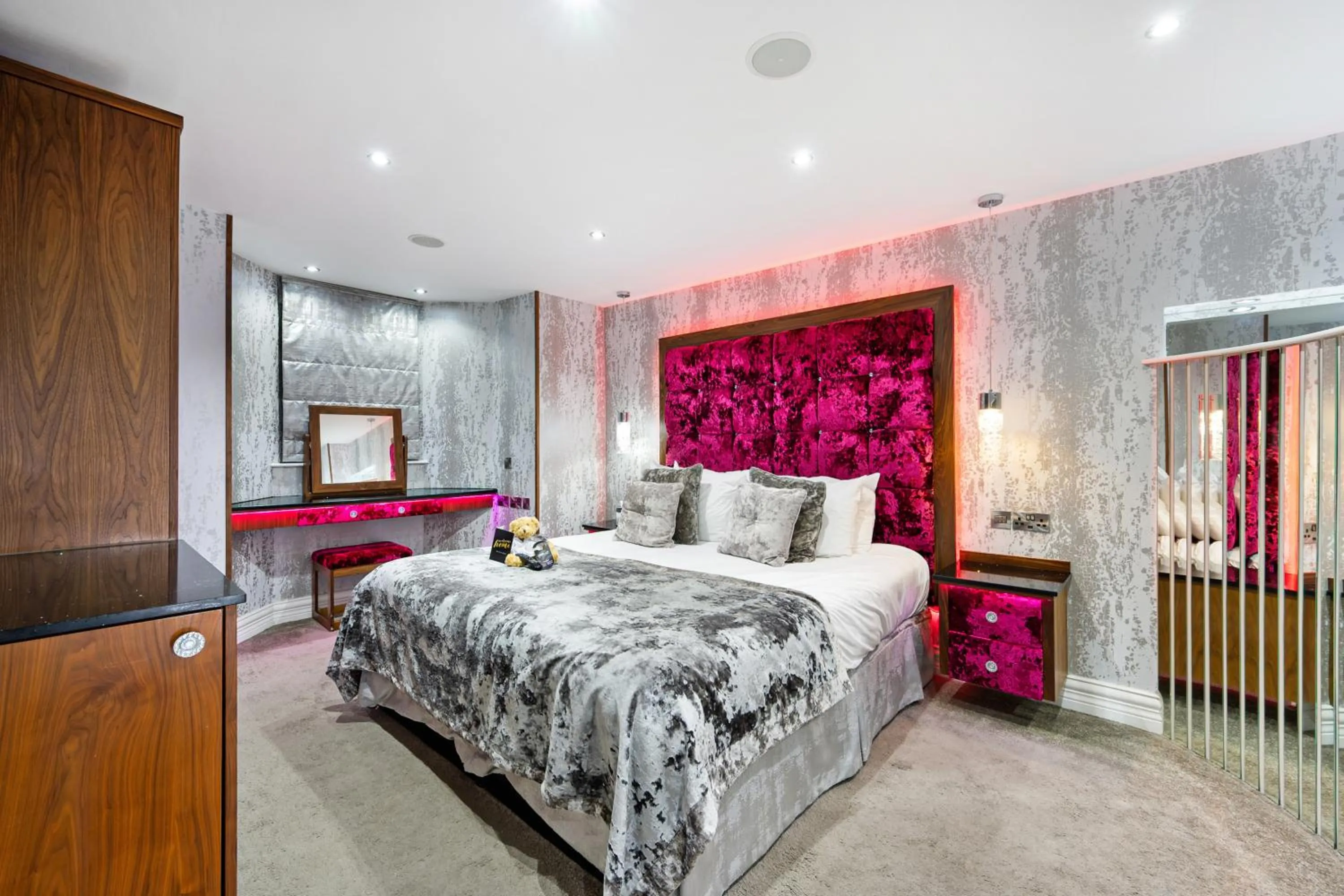 Bed in The Cranleigh Boutique