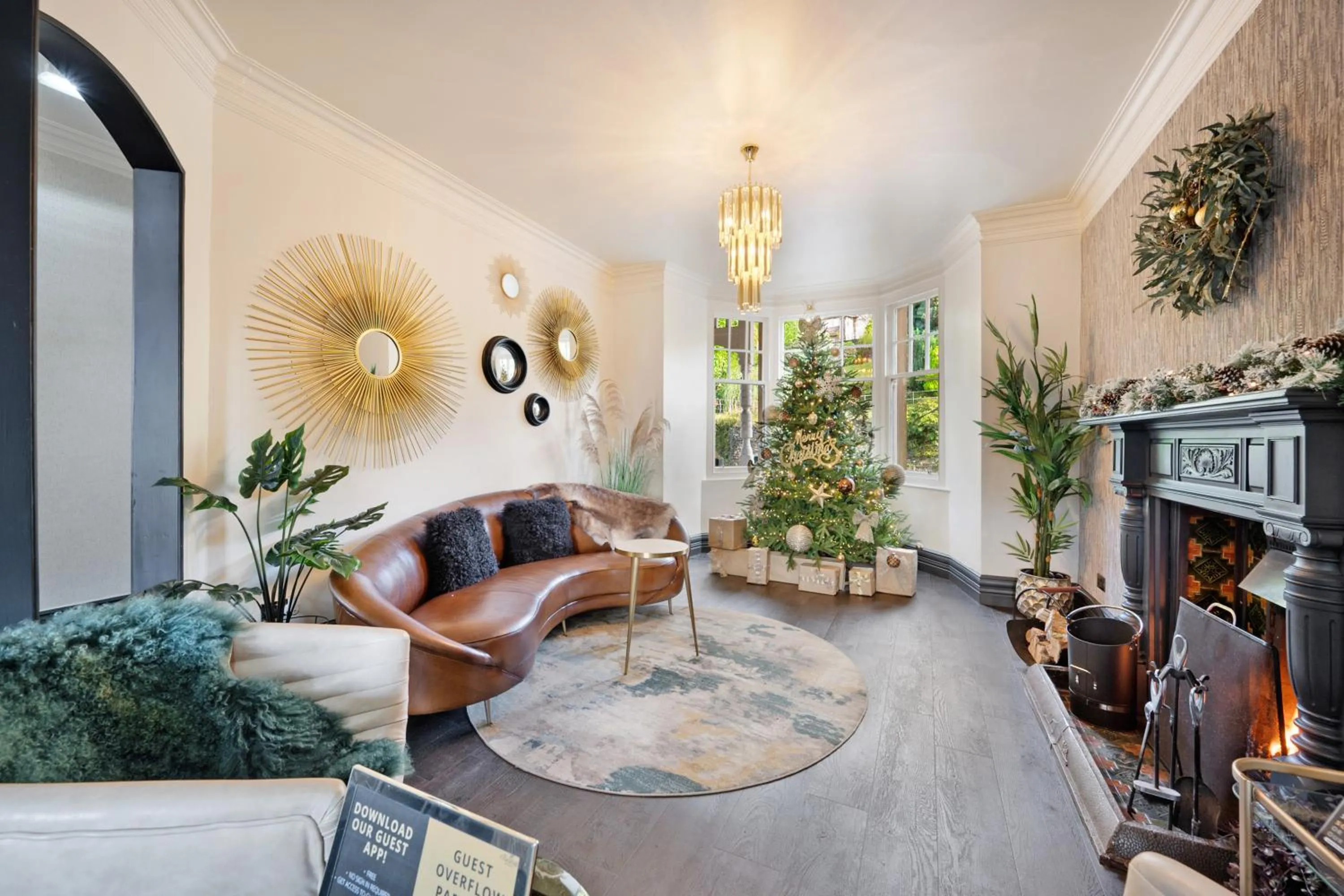 Lounge or bar in The Cranleigh Boutique