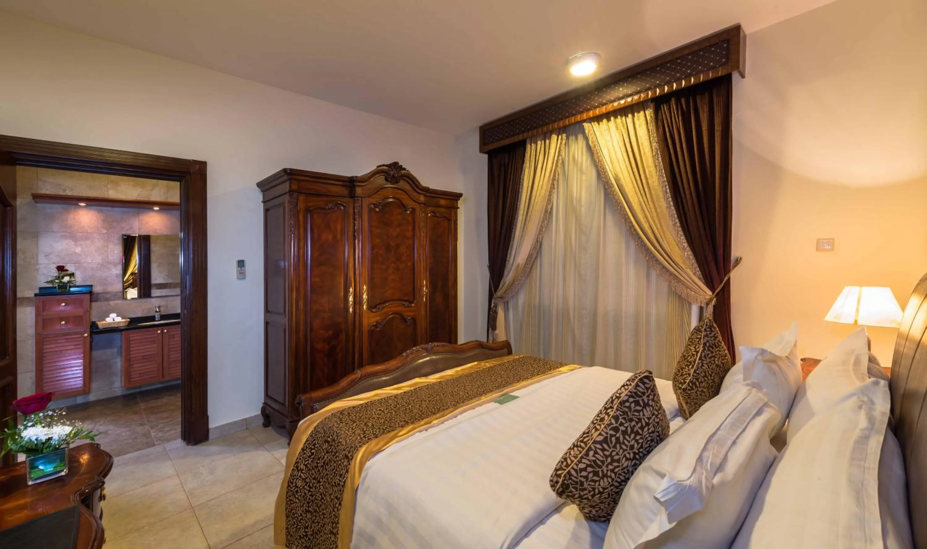 Bed in Boudl Al Nakheel