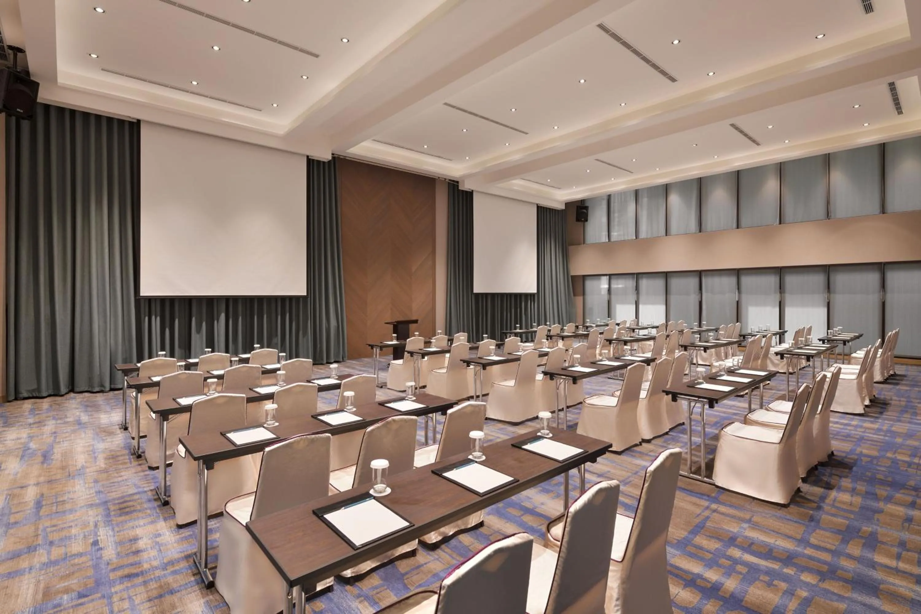 Meeting/conference room in Four Points by Sheraton Yilan Jiaoxi