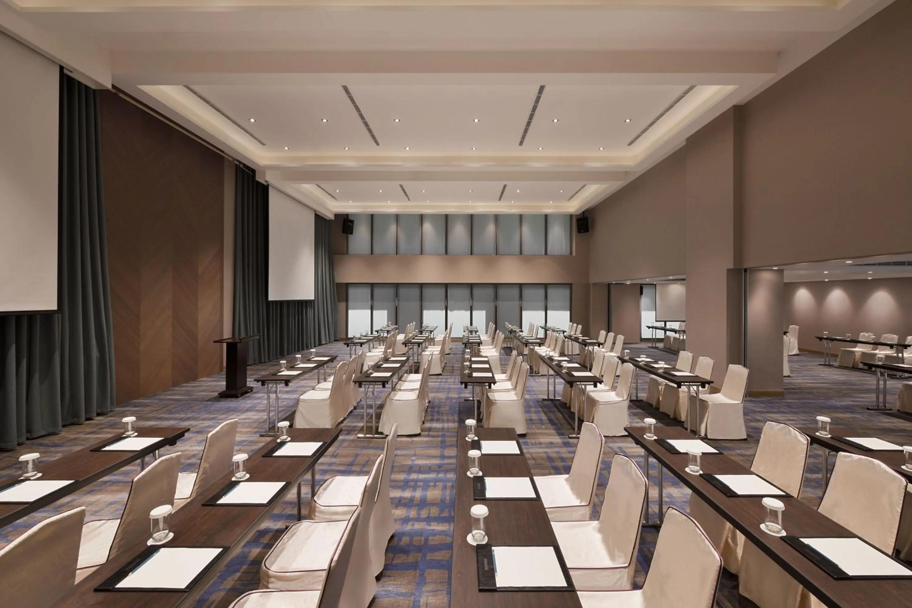 Meeting/conference room in Four Points by Sheraton Yilan Jiaoxi