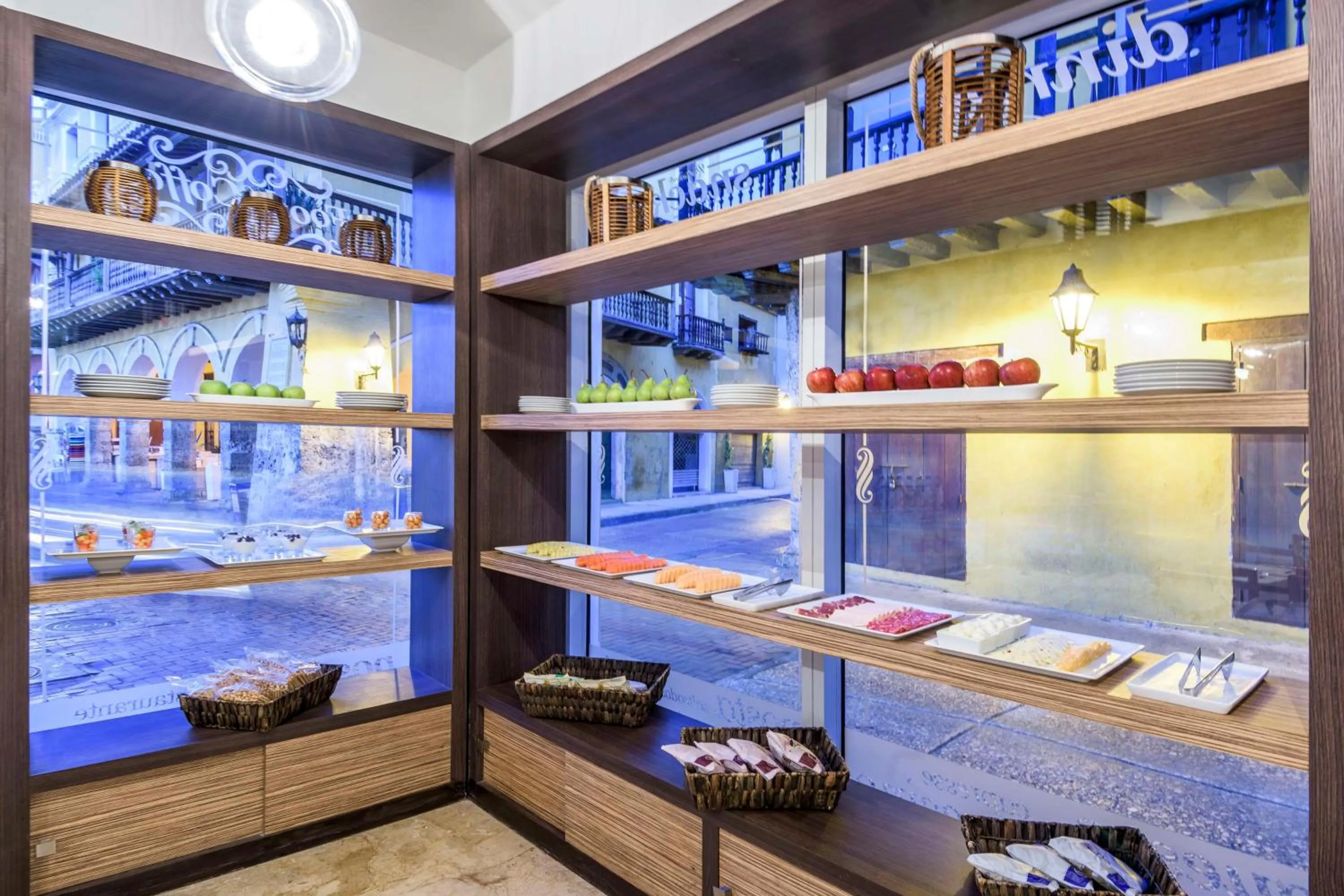 Breakfast in NH Royal Urban Cartagena