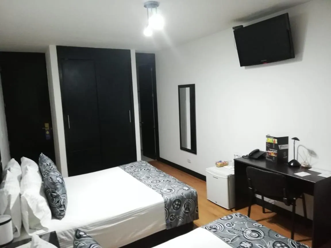 Bed in Hotel Santafe Real