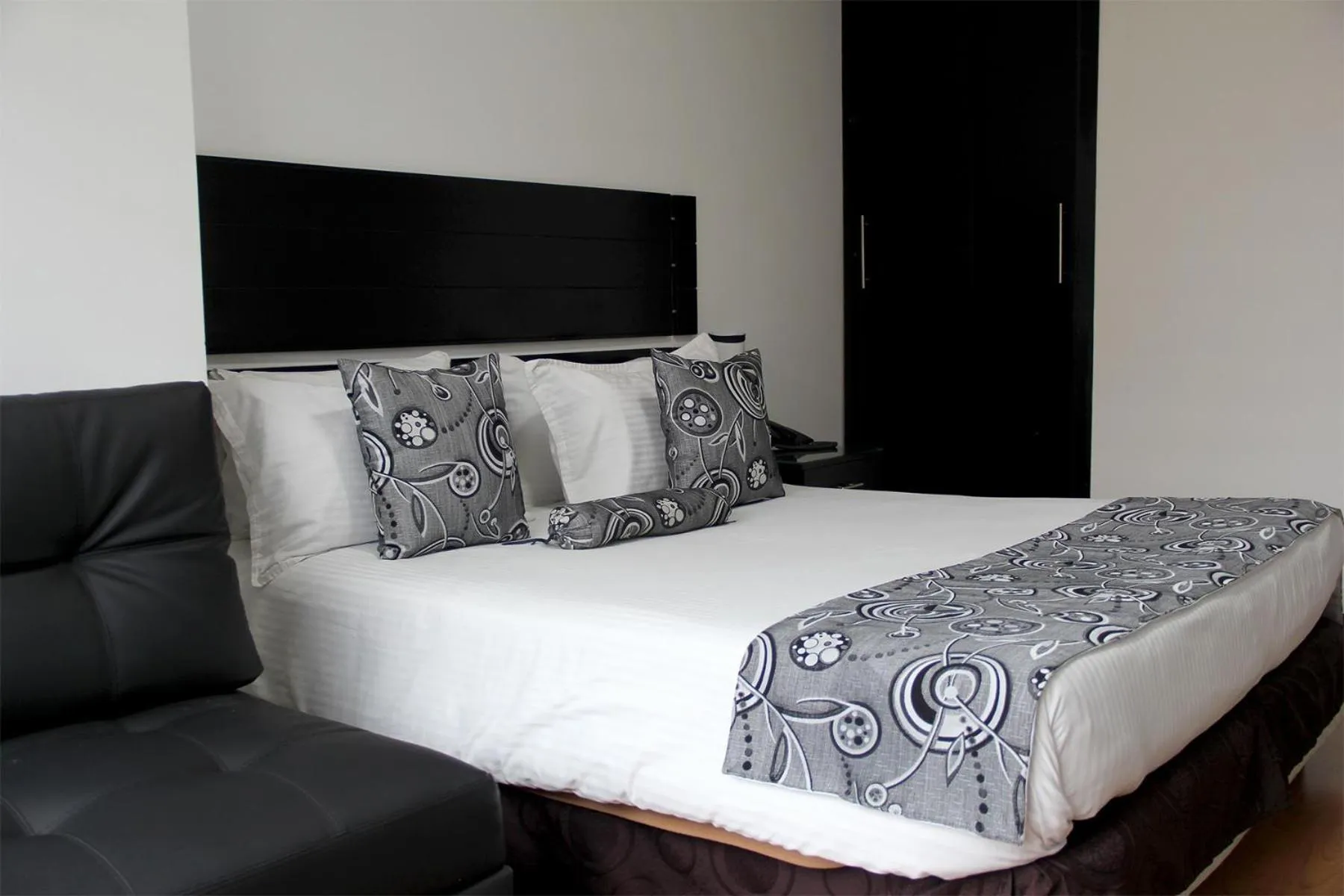 Bed in Hotel Santafe Real