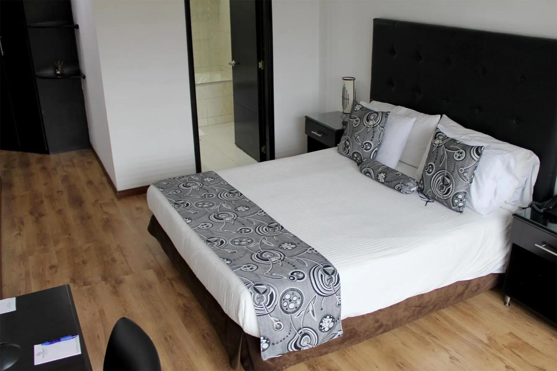 Bed in Hotel Santafe Real