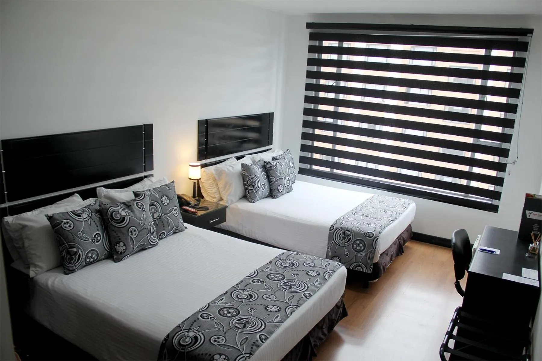 Bed in Hotel Santafe Real