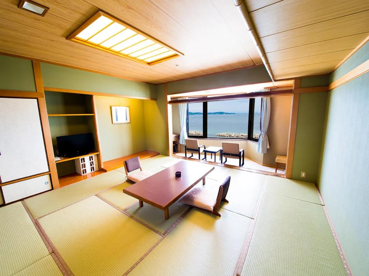 Photo of the whole room in Naruto Grand Hotel Kaigetsu