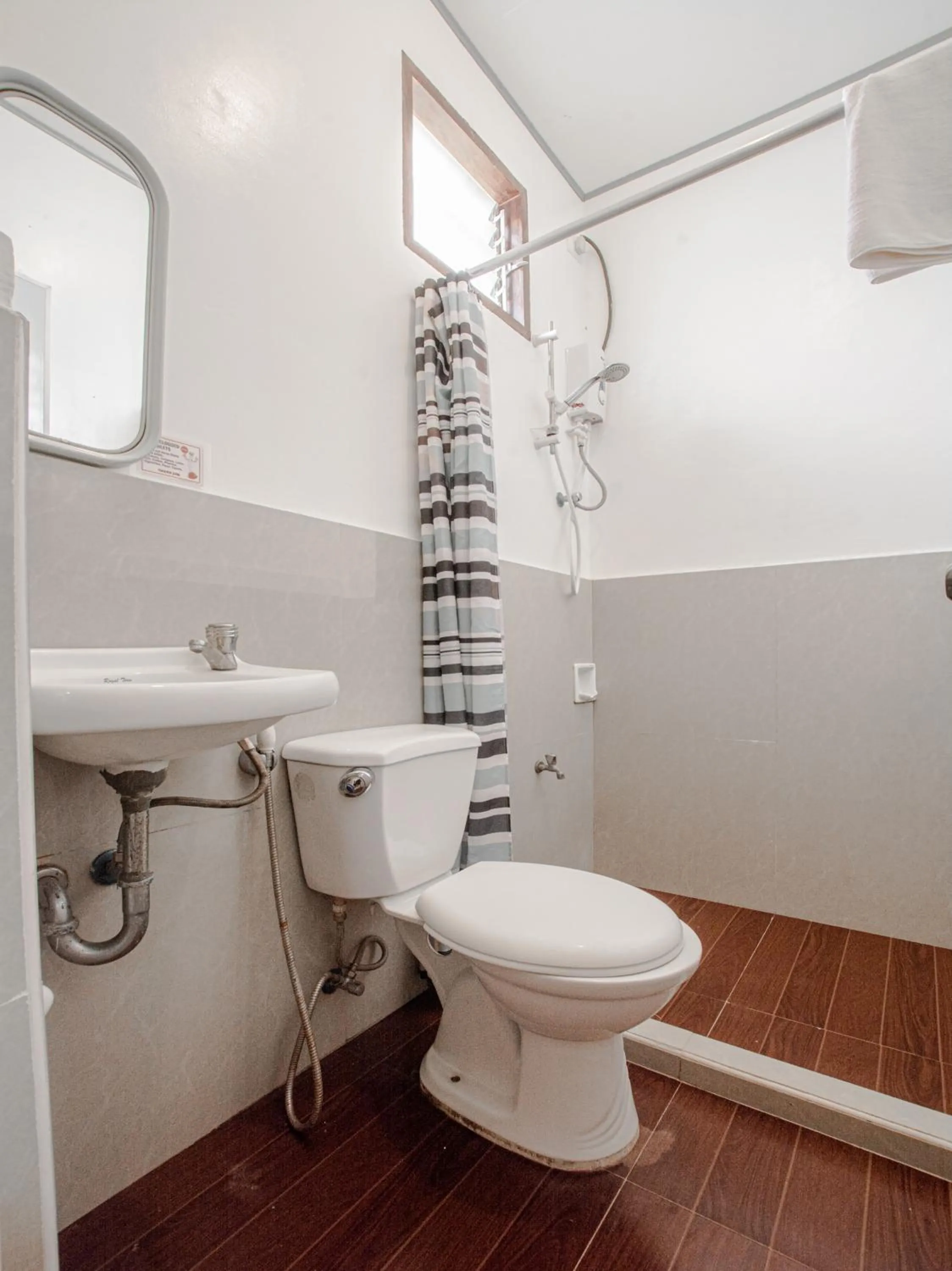 Bathroom in Telesfora Beach Cottage