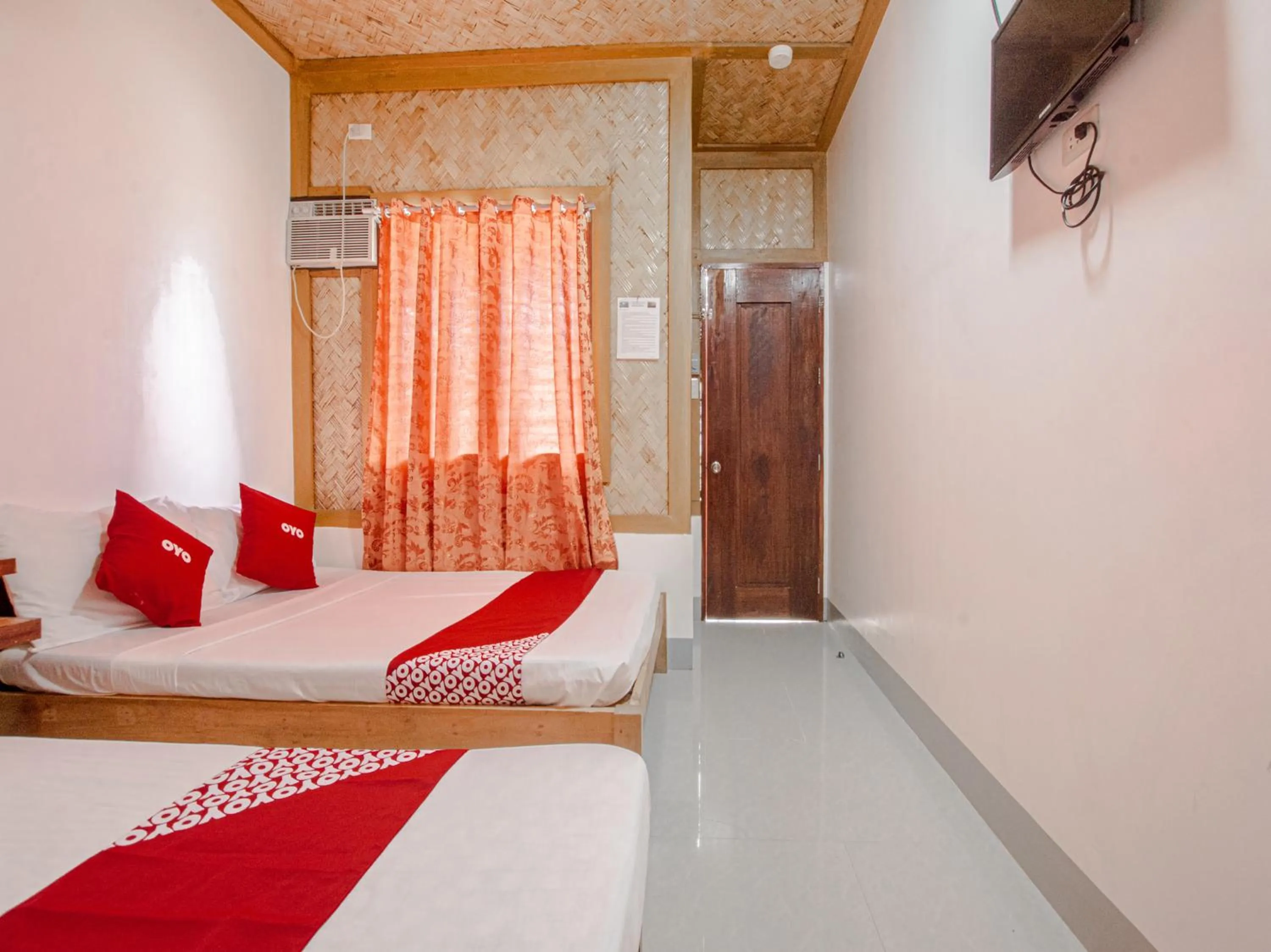 Bedroom, Bed in Telesfora Beach Cottage