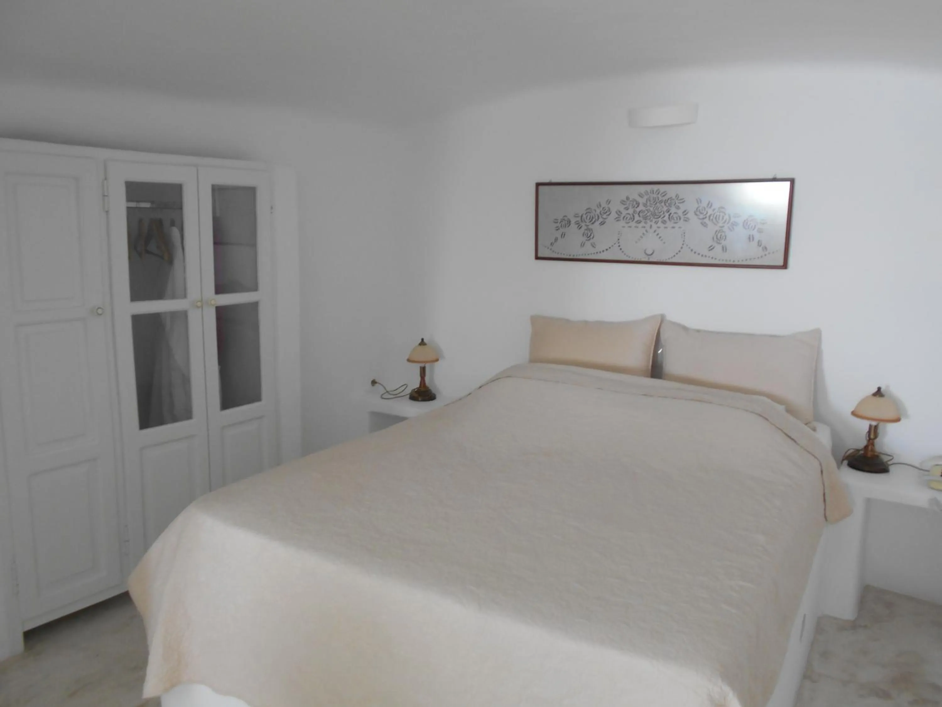 Bed in Rimida Villas- Adults Only