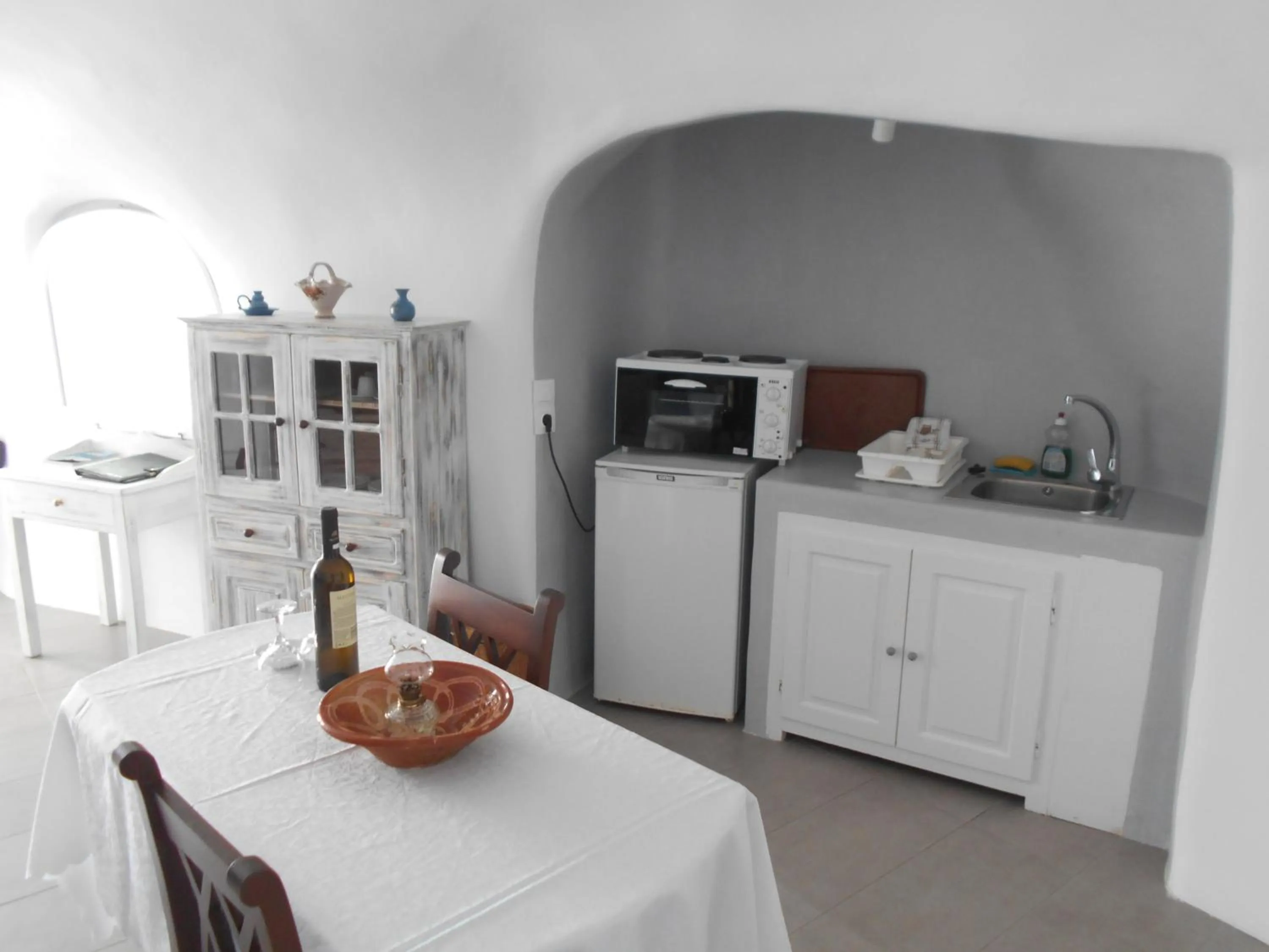 Kitchen or kitchenette in Rimida Villas- Adults Only