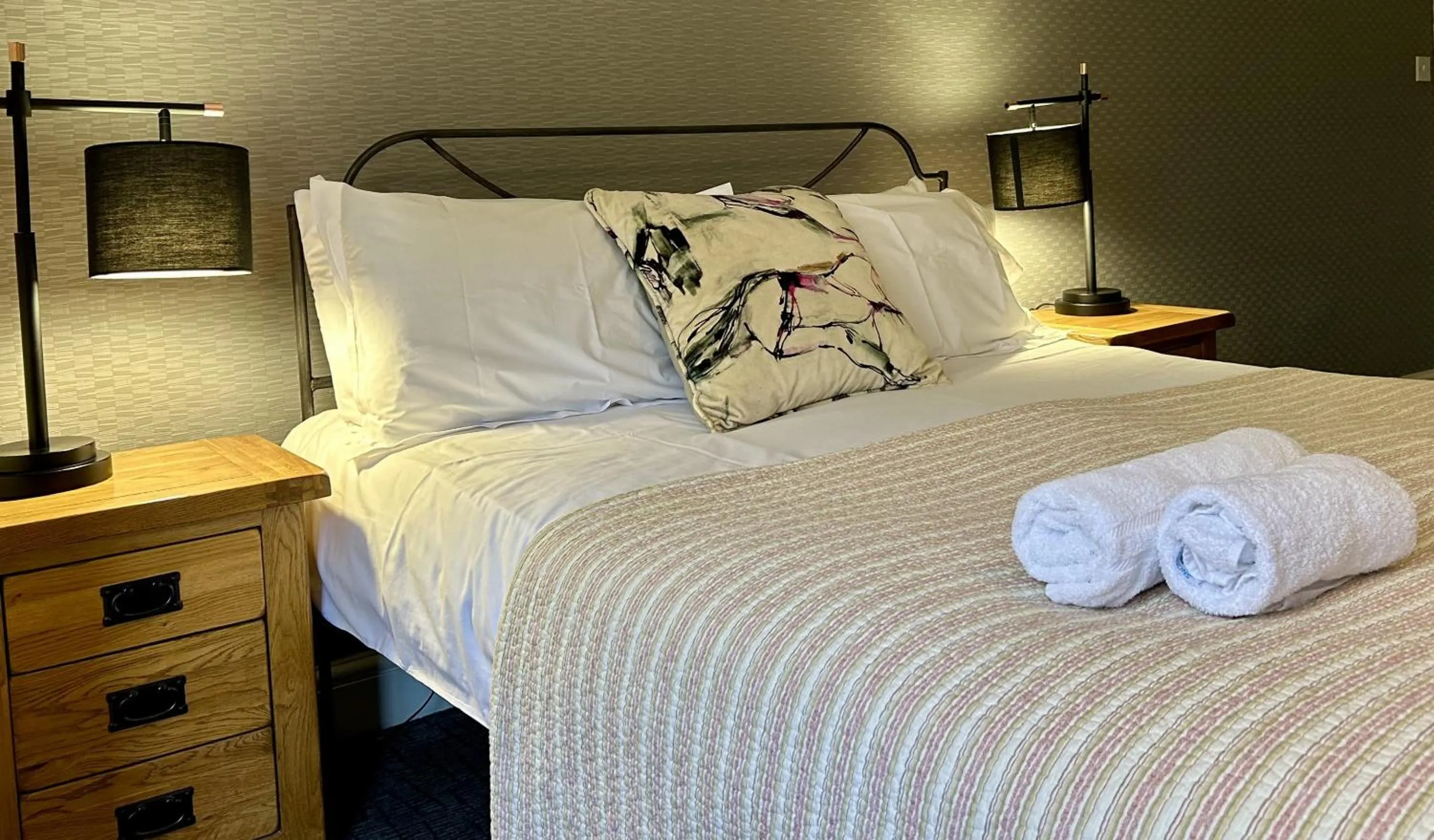 Bedroom, Bed in The Talbot