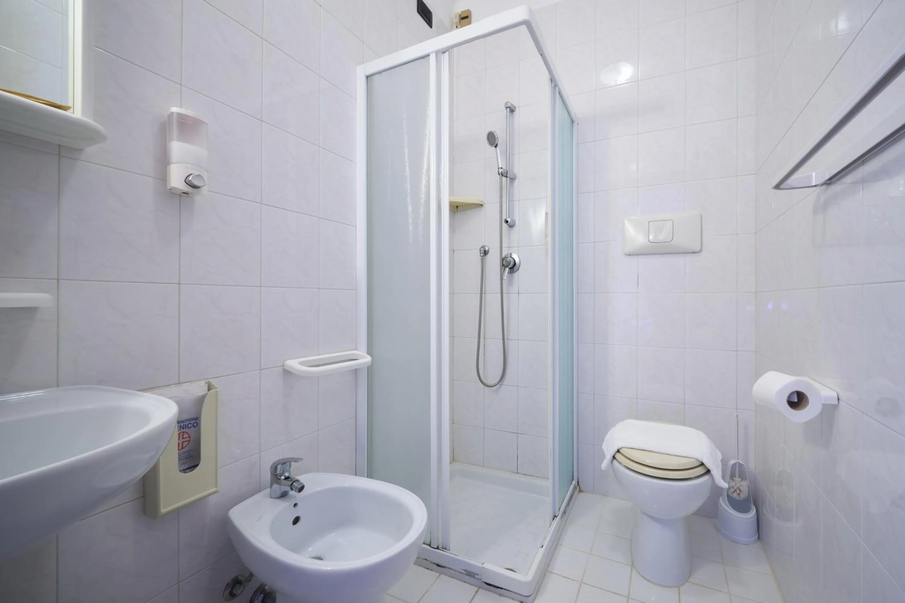 Shower in Hotel Villa Del Mar