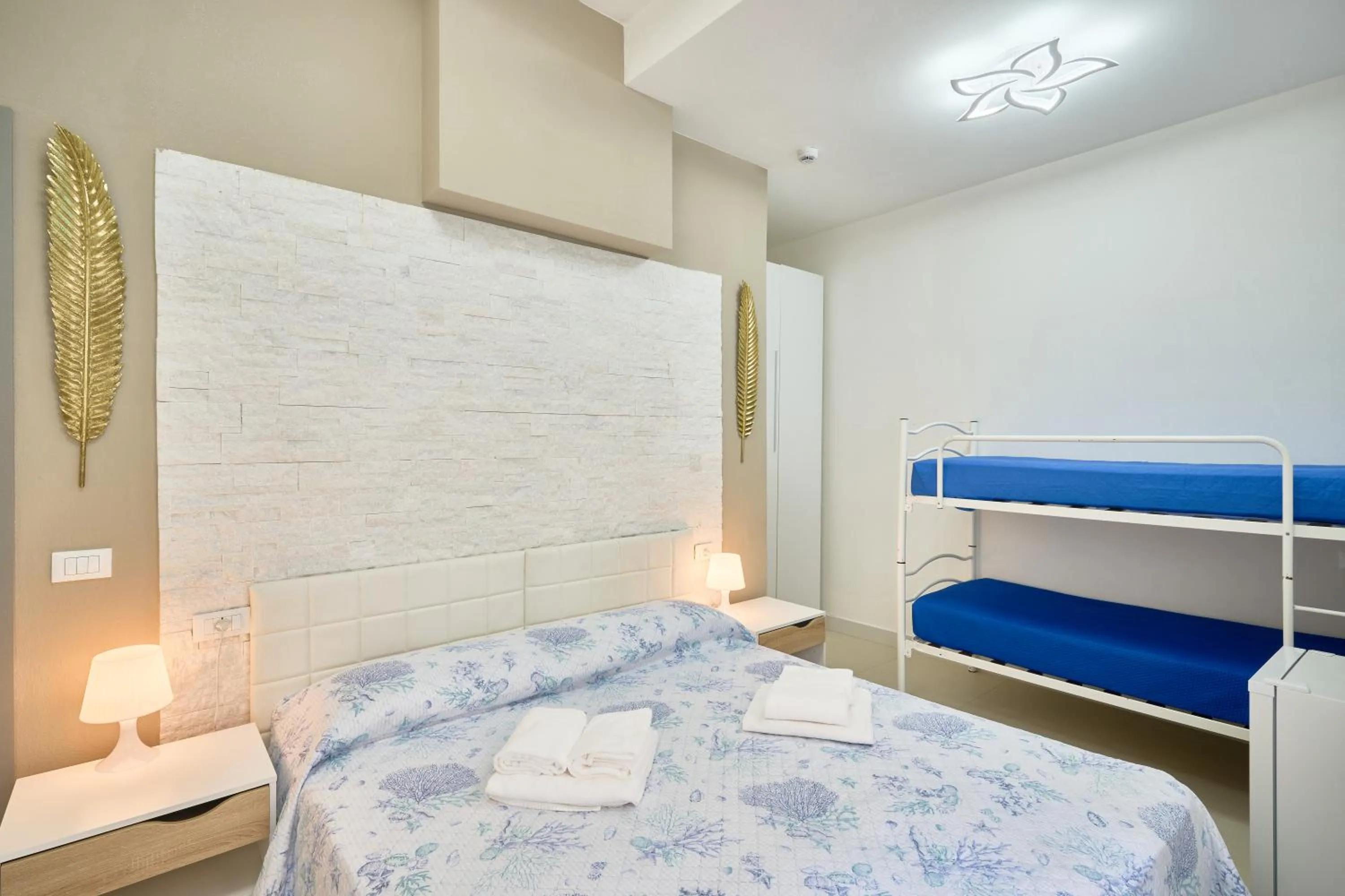 Bedroom, Bed in Hotel Villa Del Mar