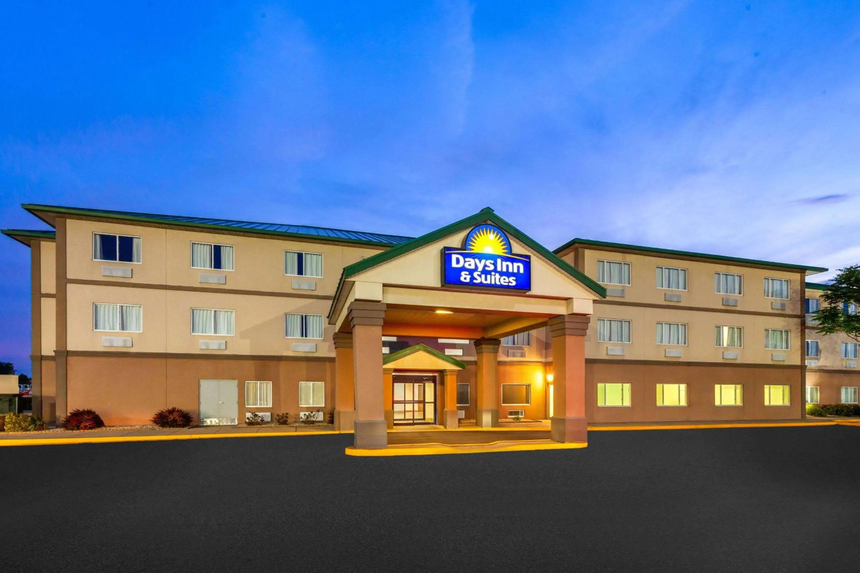 Property building in Days Inn & Suites by Wyndham Morris I-80