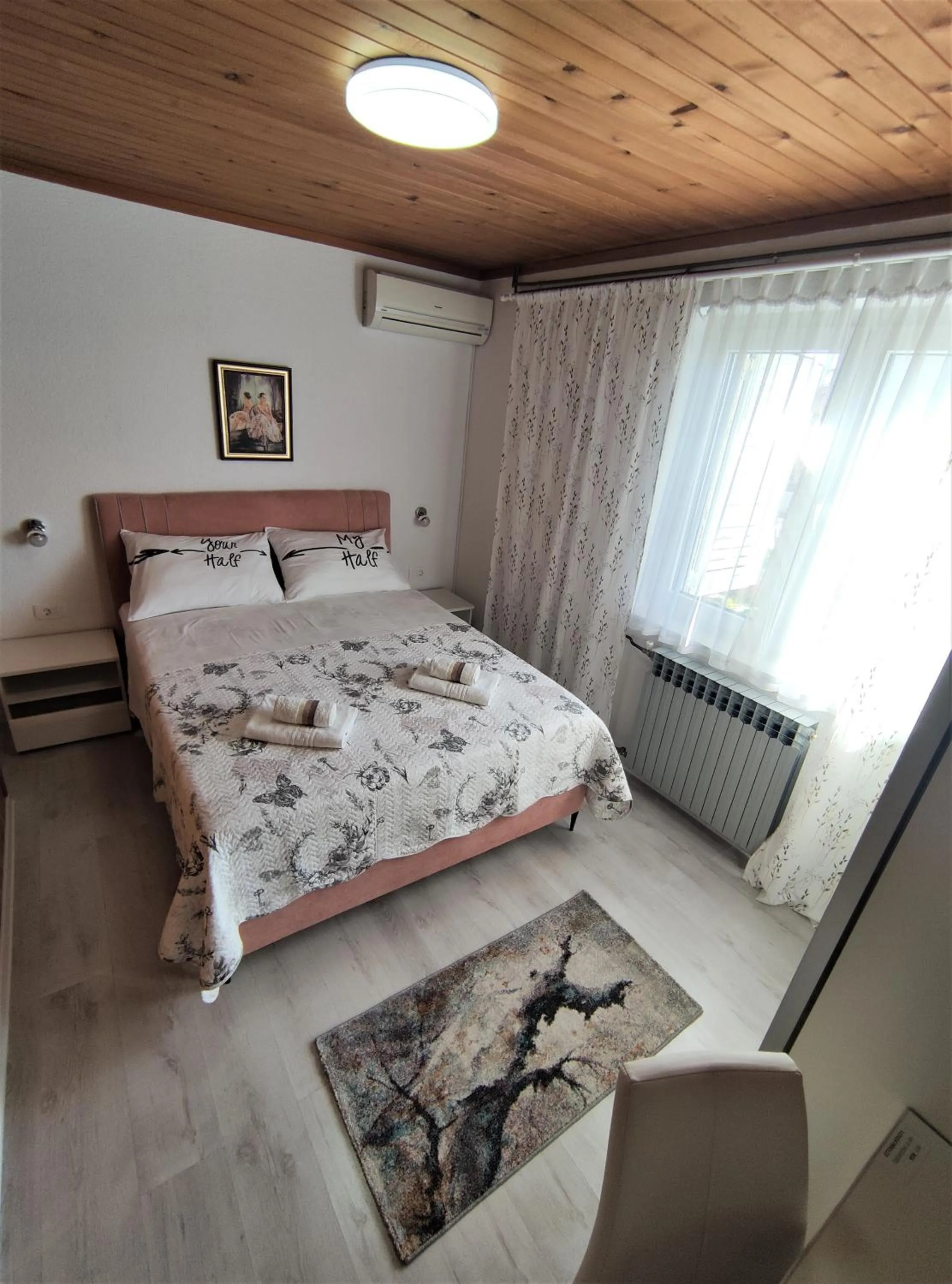 Bedroom, Bed in Villa Radić