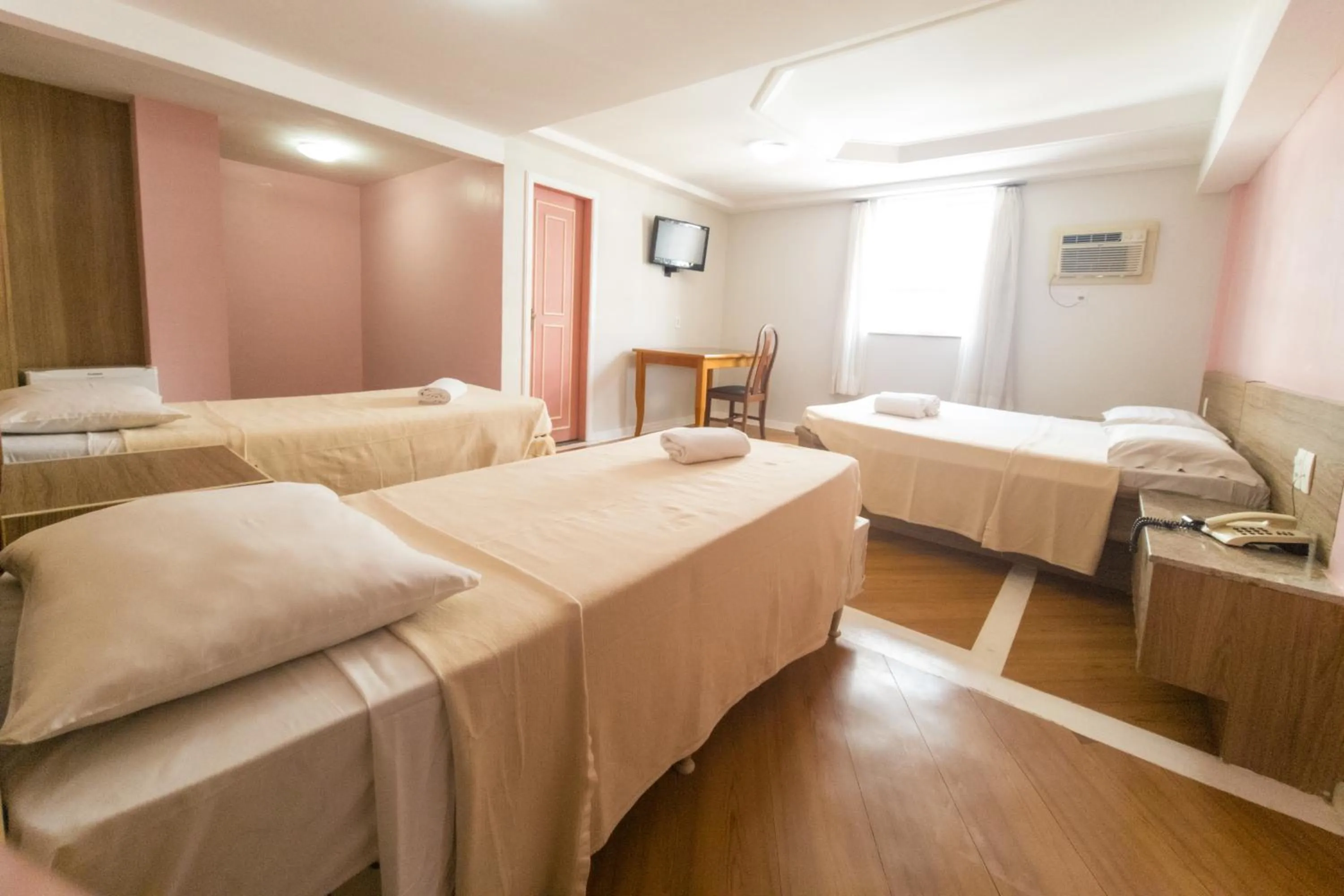 Bed in Gamboa Rio Hotel